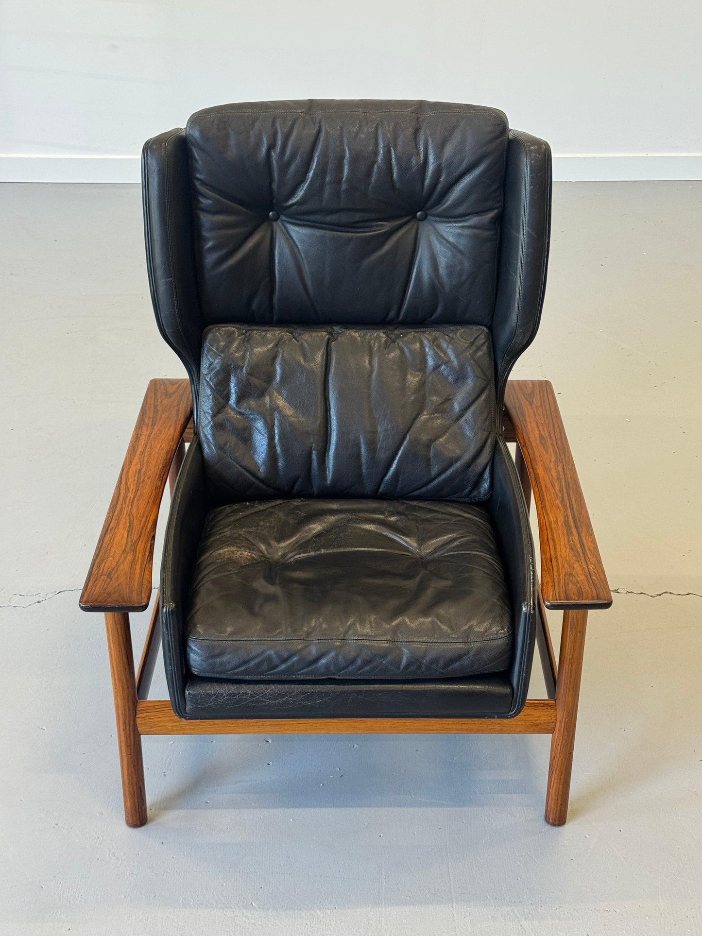 1960s Model 7001H Lounge Chair by Sven Ivar Dysthe for Dokka Møbler