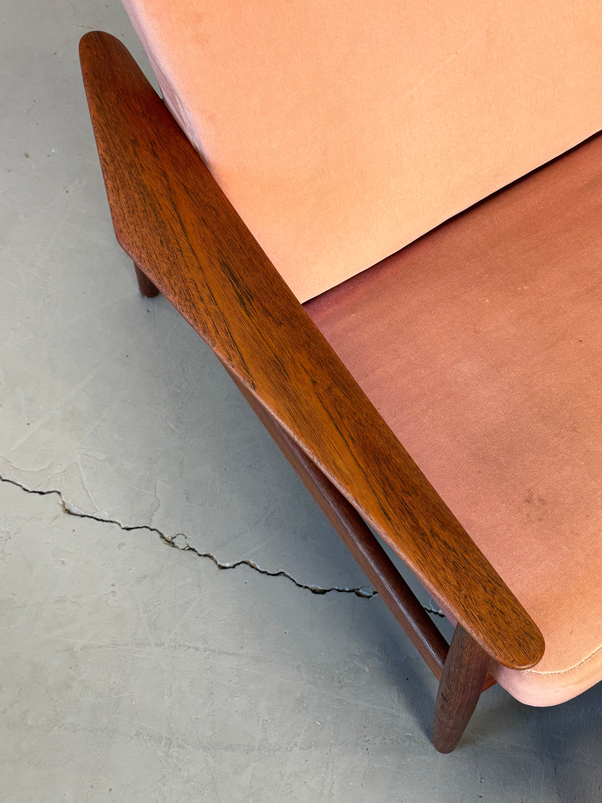 1960s Arne Vodder Model FD 164 Reclining Lounge Chair and Ottoman for France & Søn, Denmark.
