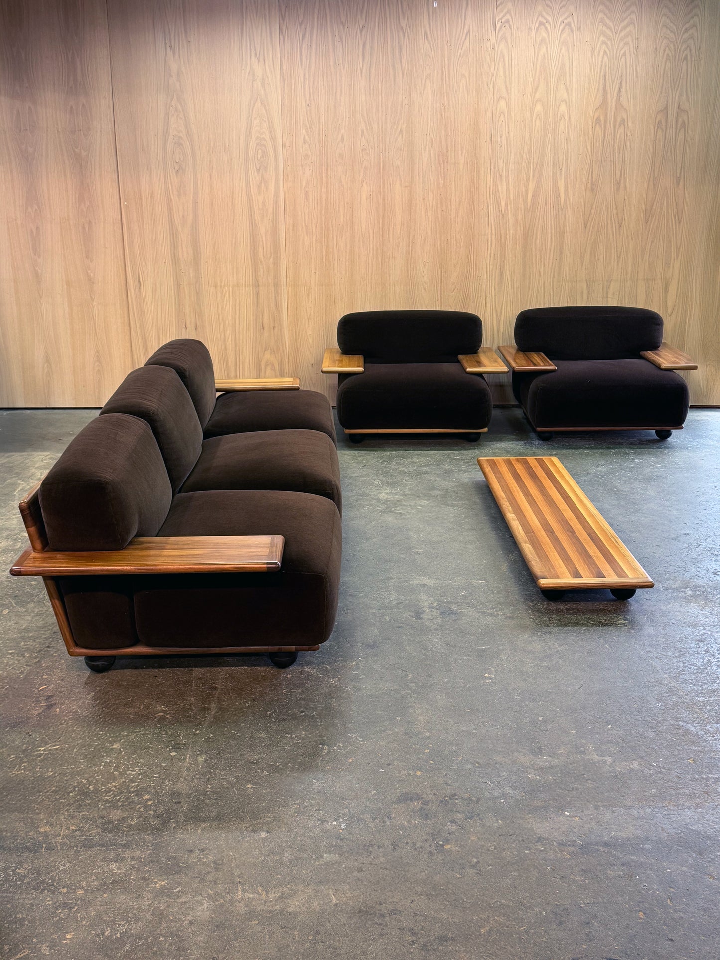 1970s Pianura coffee table rectangular by Mario Bellini for Cassina in Italian walnut
