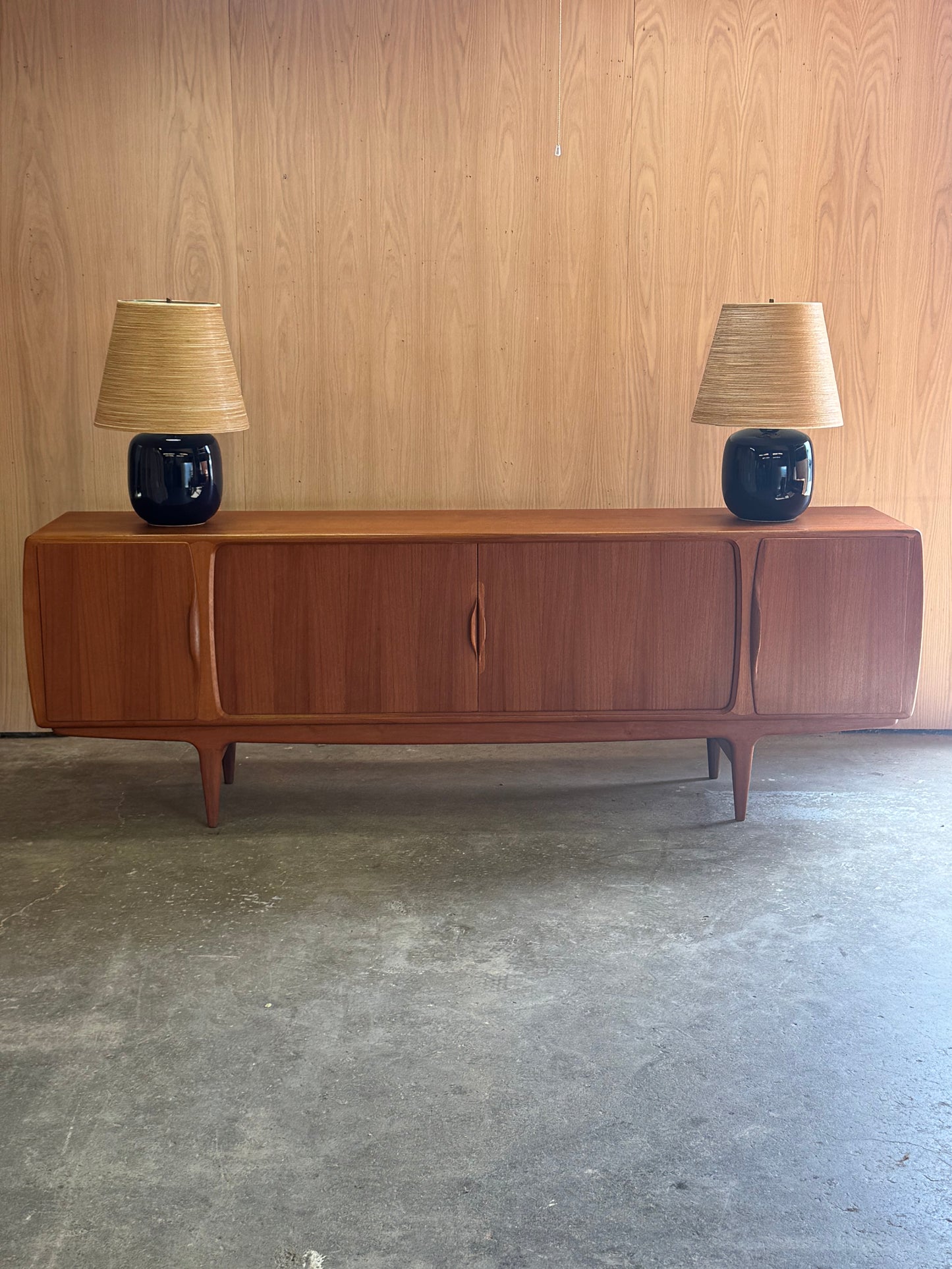 1960s Table Lamp by Lotte & Gunnar Bostlund in blue ceramic and original fiberglass shade