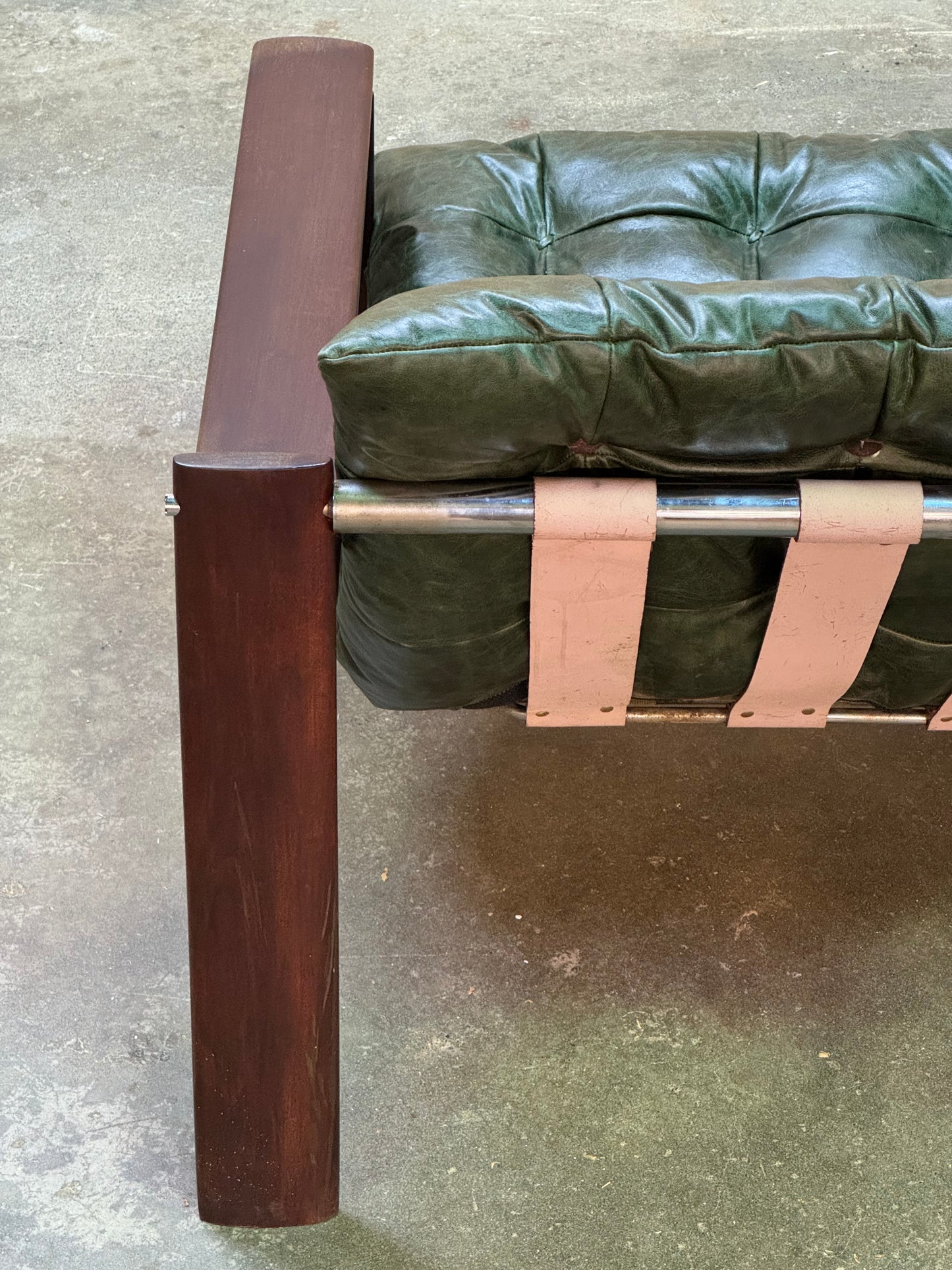 1970s MP-129 Lounge Chair by Percival Lafer in jatobá and dark green leather