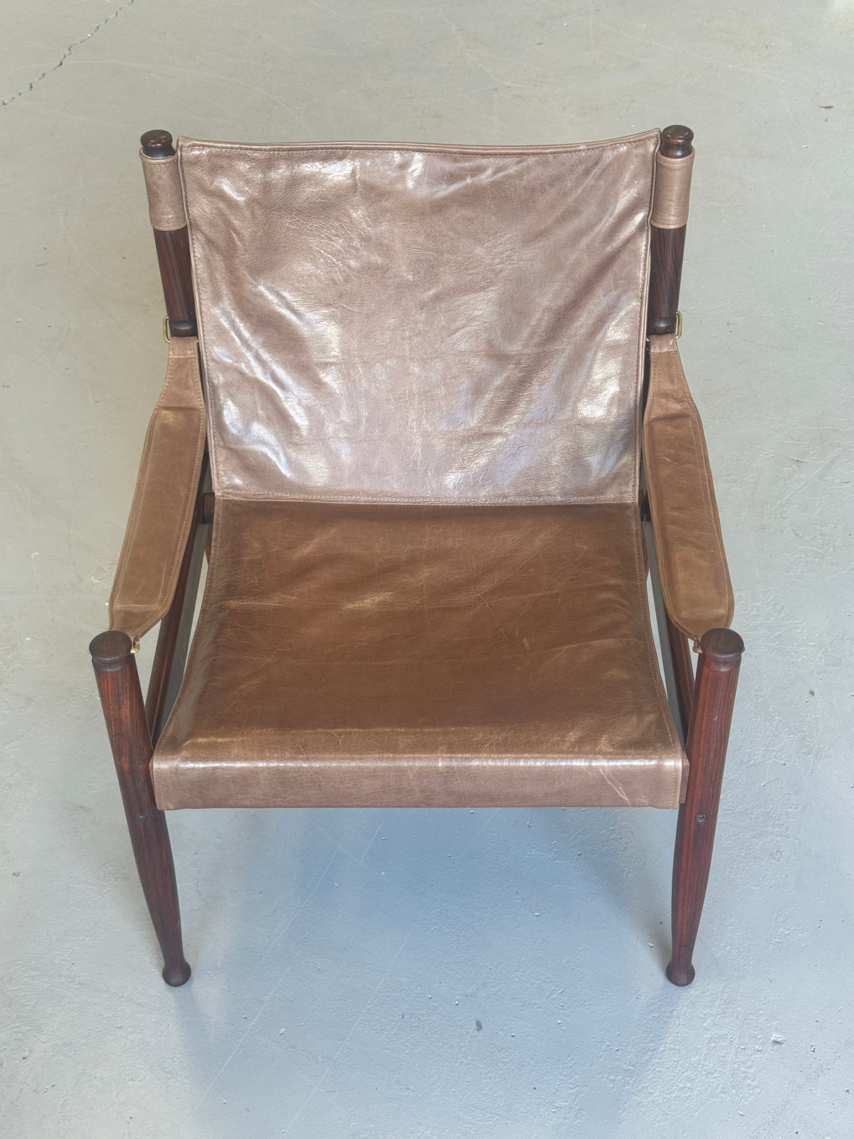 1960s Erik Wørts Safari Chair in Rosewood and Leather for Niels Eilersen, Denmark.