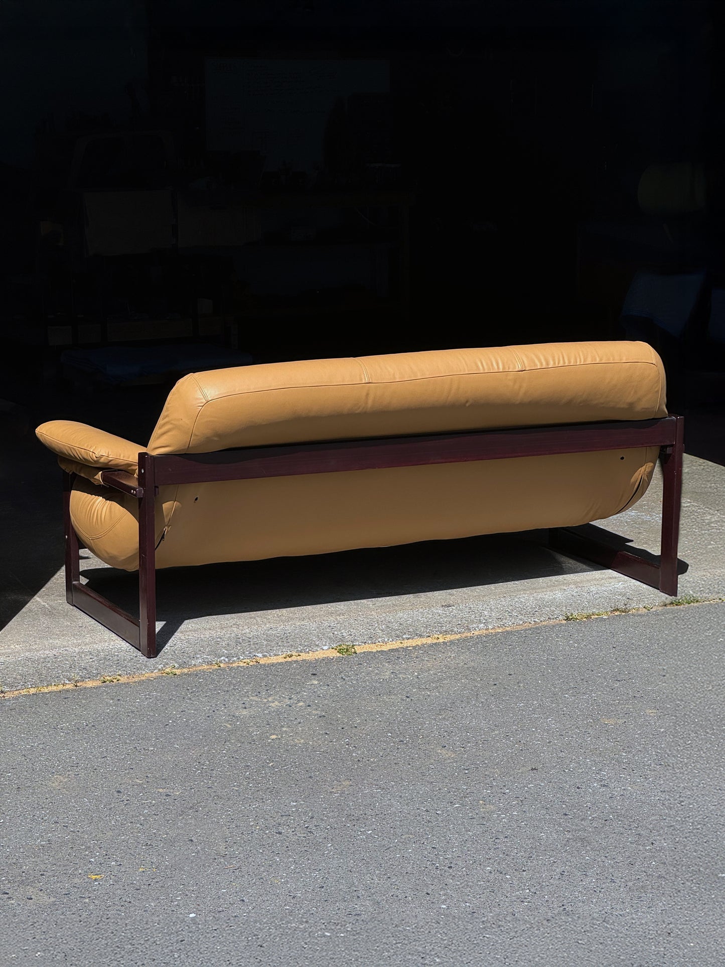 1970s MP-91 / MP-163 Earth Sofa by Percival Lafer in leather and rosewood