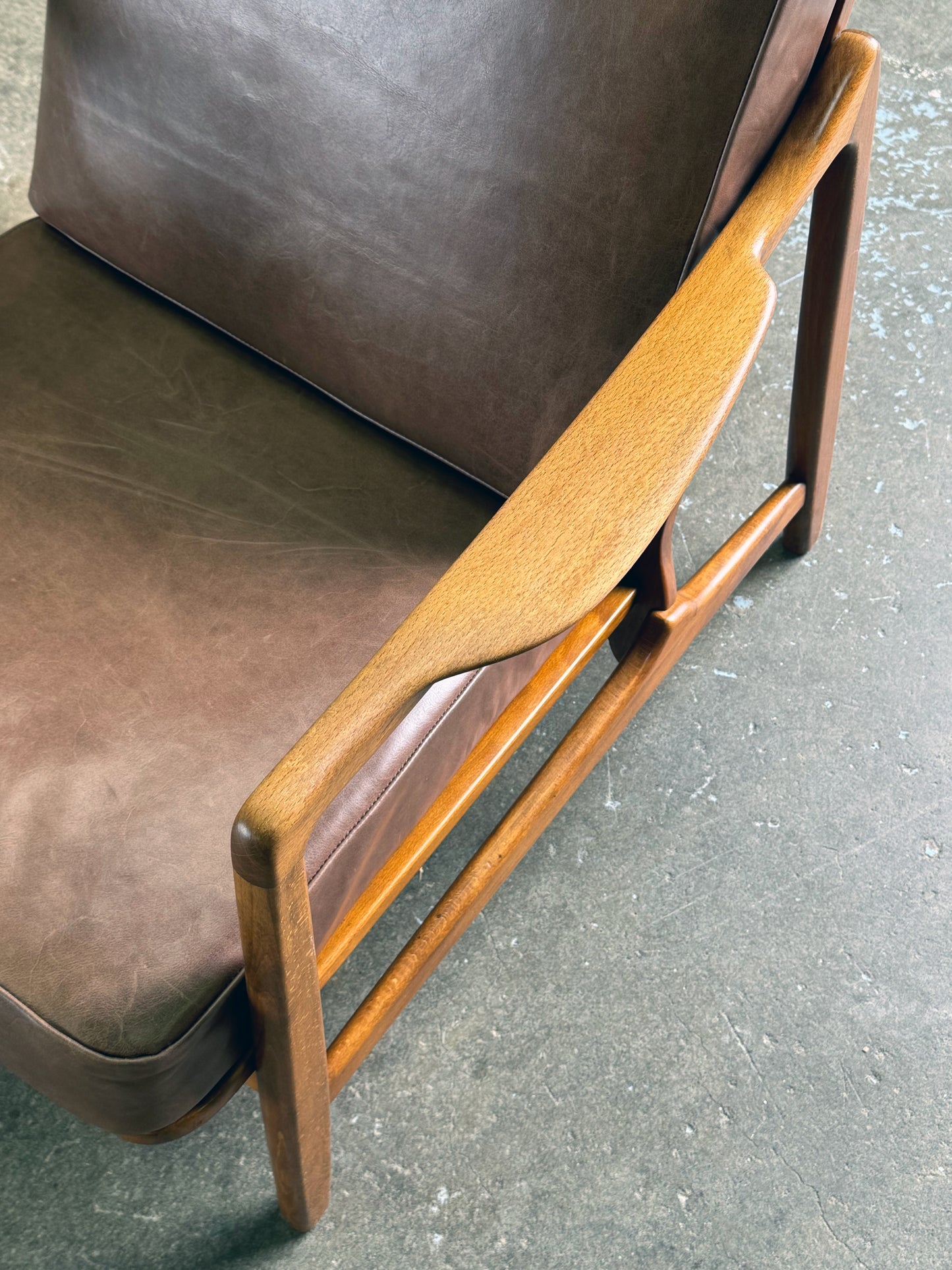 1950s FD116 lounge chair by Tove and Edvard Kindt-Larsen for France & Daverkosen