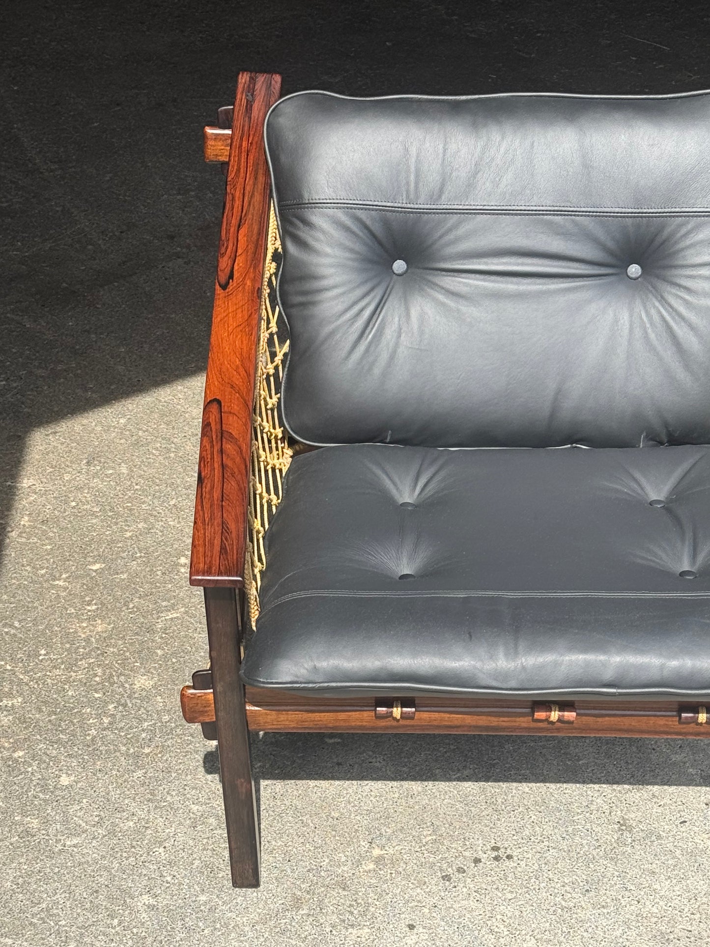 1960s Amazonas Lounge Chair by Jean Gillon for Wood Art in rosewood and black leather