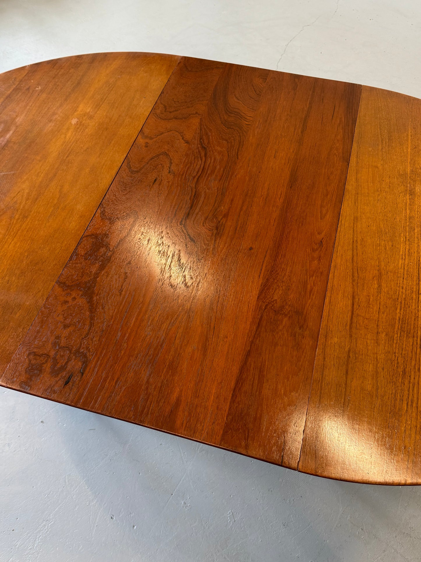 1950s Extendable Teak Dining Table Model 311 by Peter Hvidt & Orla Mølgaard-Nielsen for Søborg Møbler.
