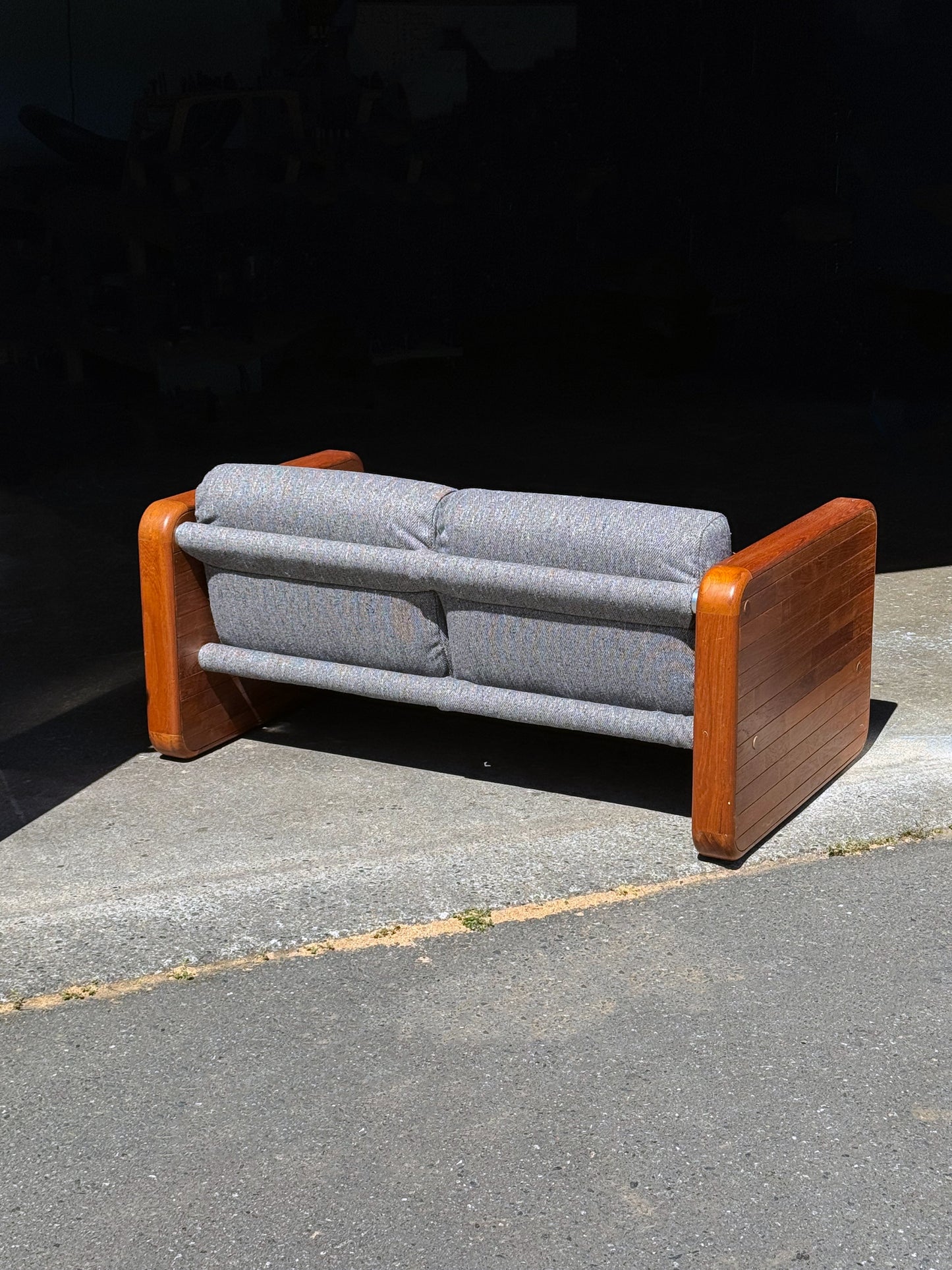 1970s 2-Seater Sling Sofa in solid teak and tweed upholstery