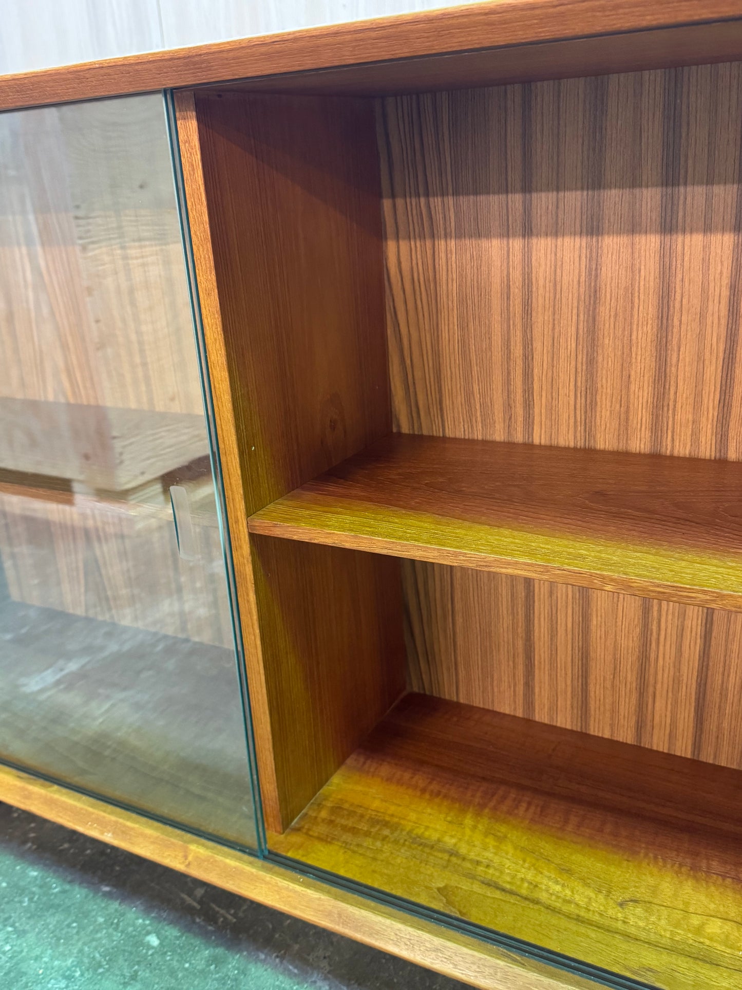 1960s Display Cabinet by Jydsk Møbelindustri in teak