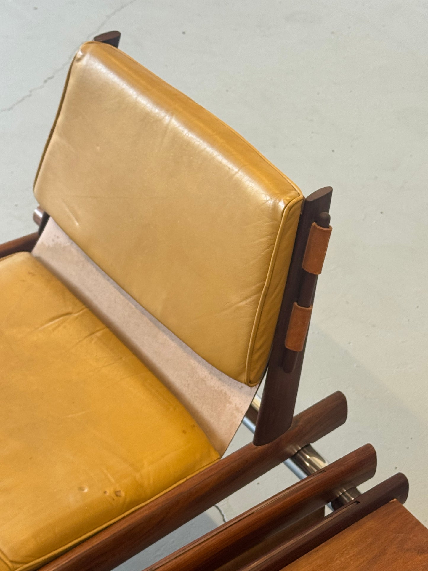 1960s MP-123 Modular Bench by Percival Lafer for Lafer in rosewood and original leather
