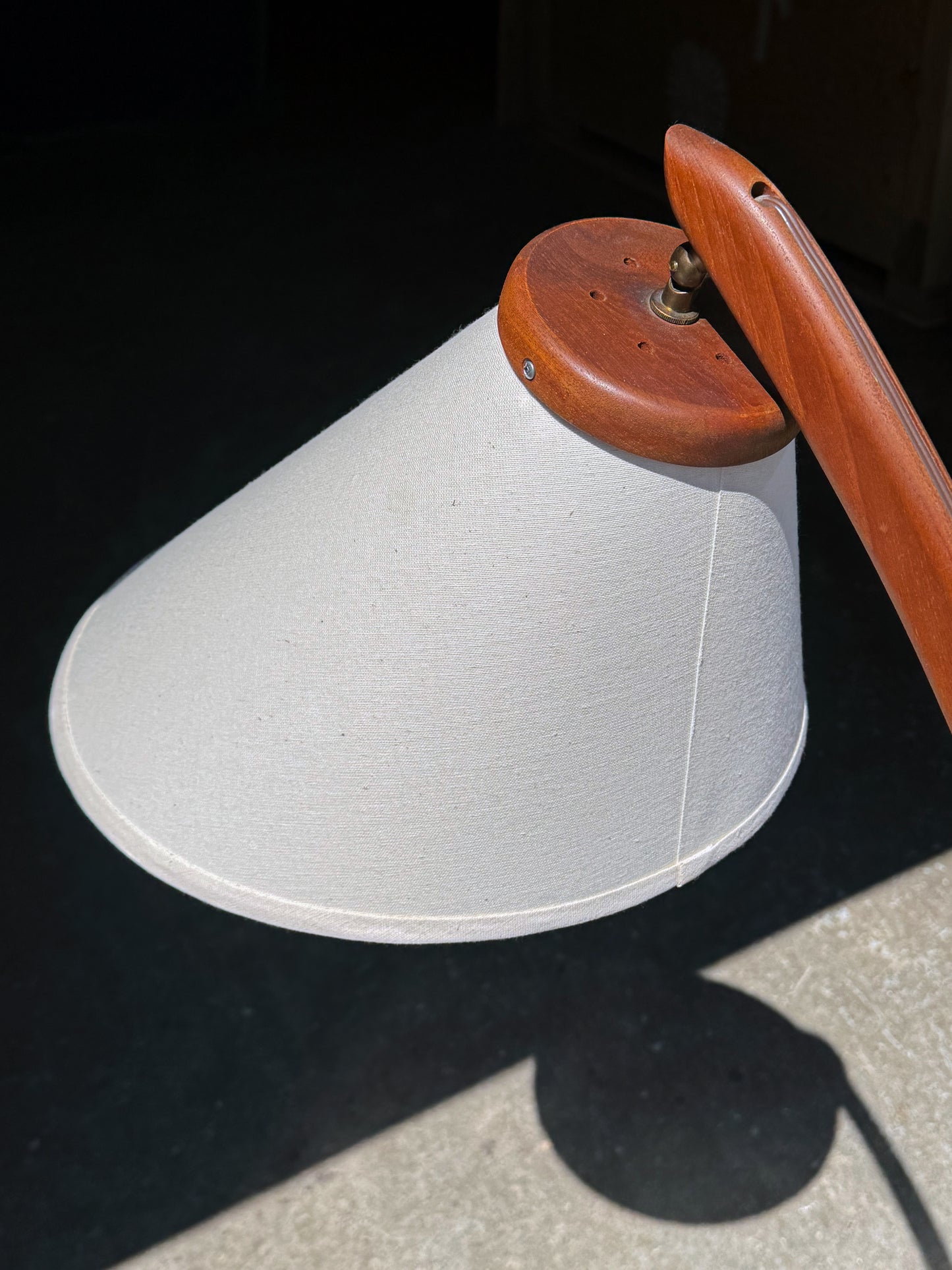 1960s Canadian Modern Bow Floor Lamp in teak