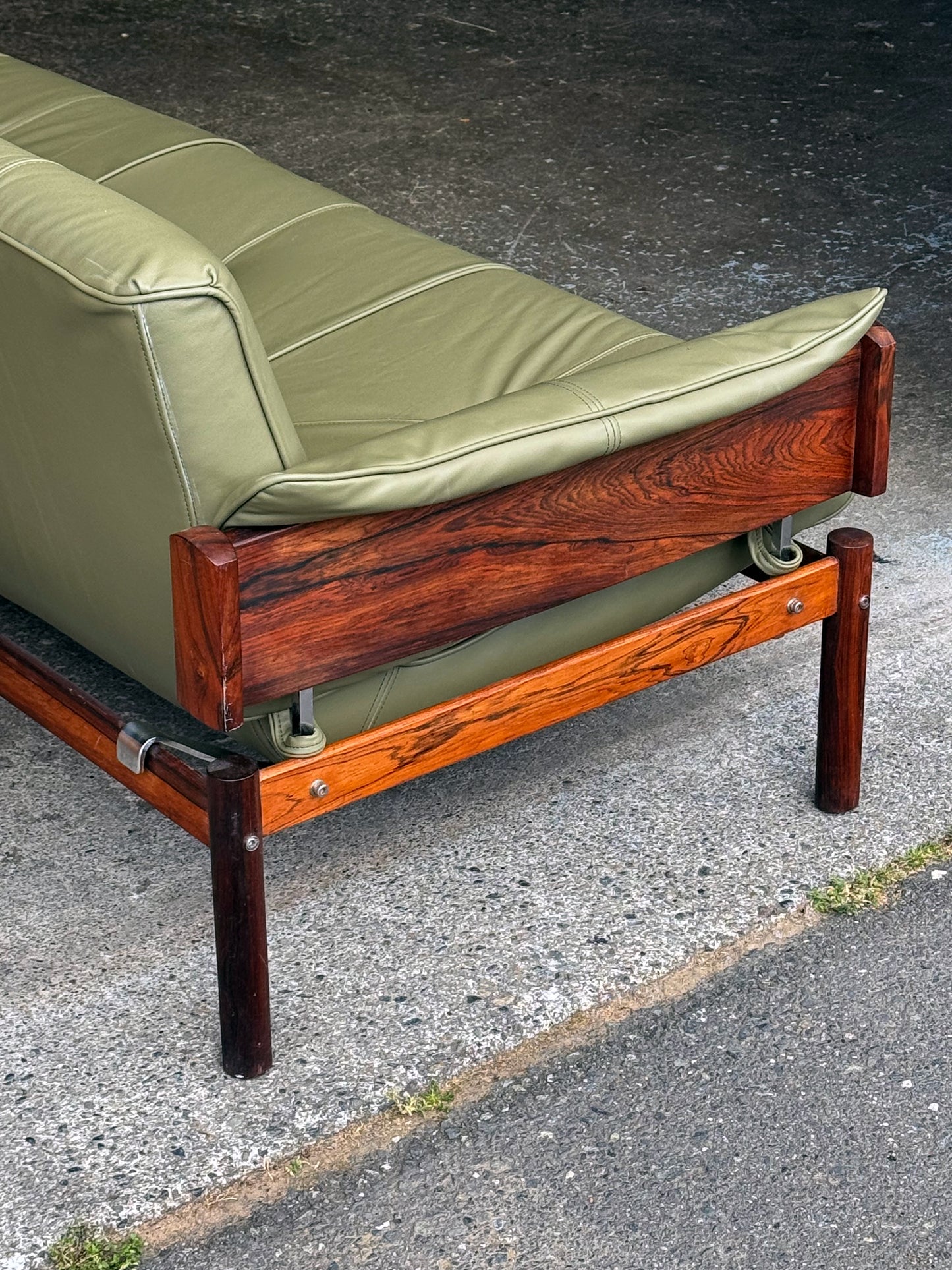 1960s MP-13 Sofa by Percival Lafer in green leather and Brazilian rosewood