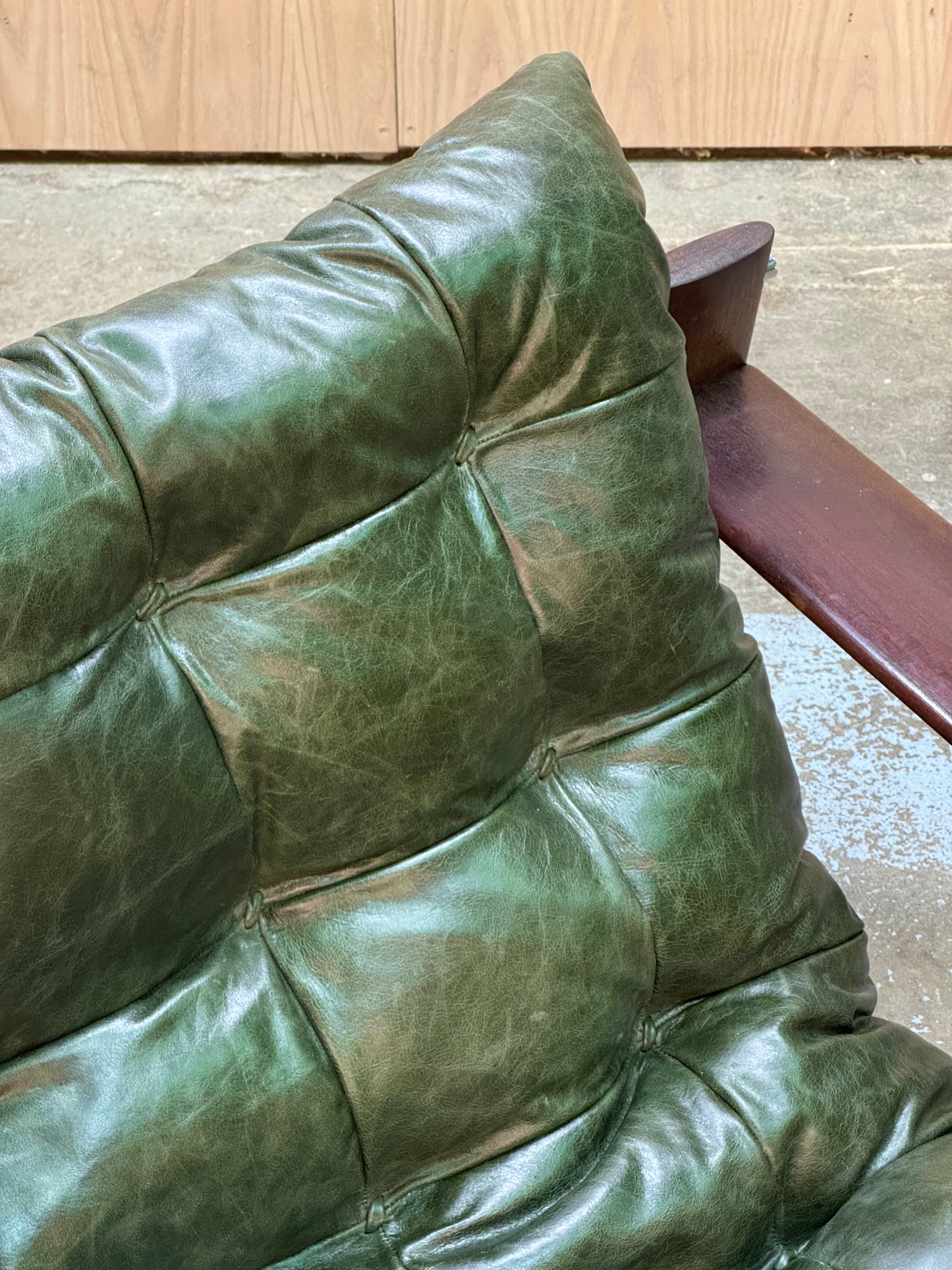 1970s MP-129 Lounge Chair by Percival Lafer in jatobá and dark green leather