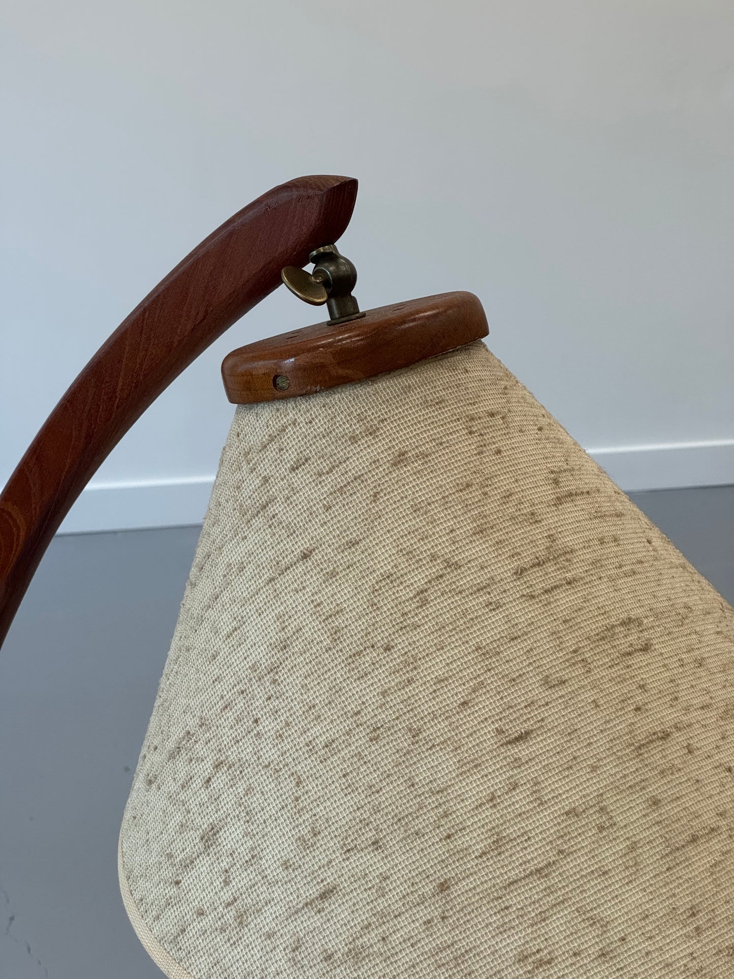 1960s Canadian Modern Bow Floor Lamp in Teak