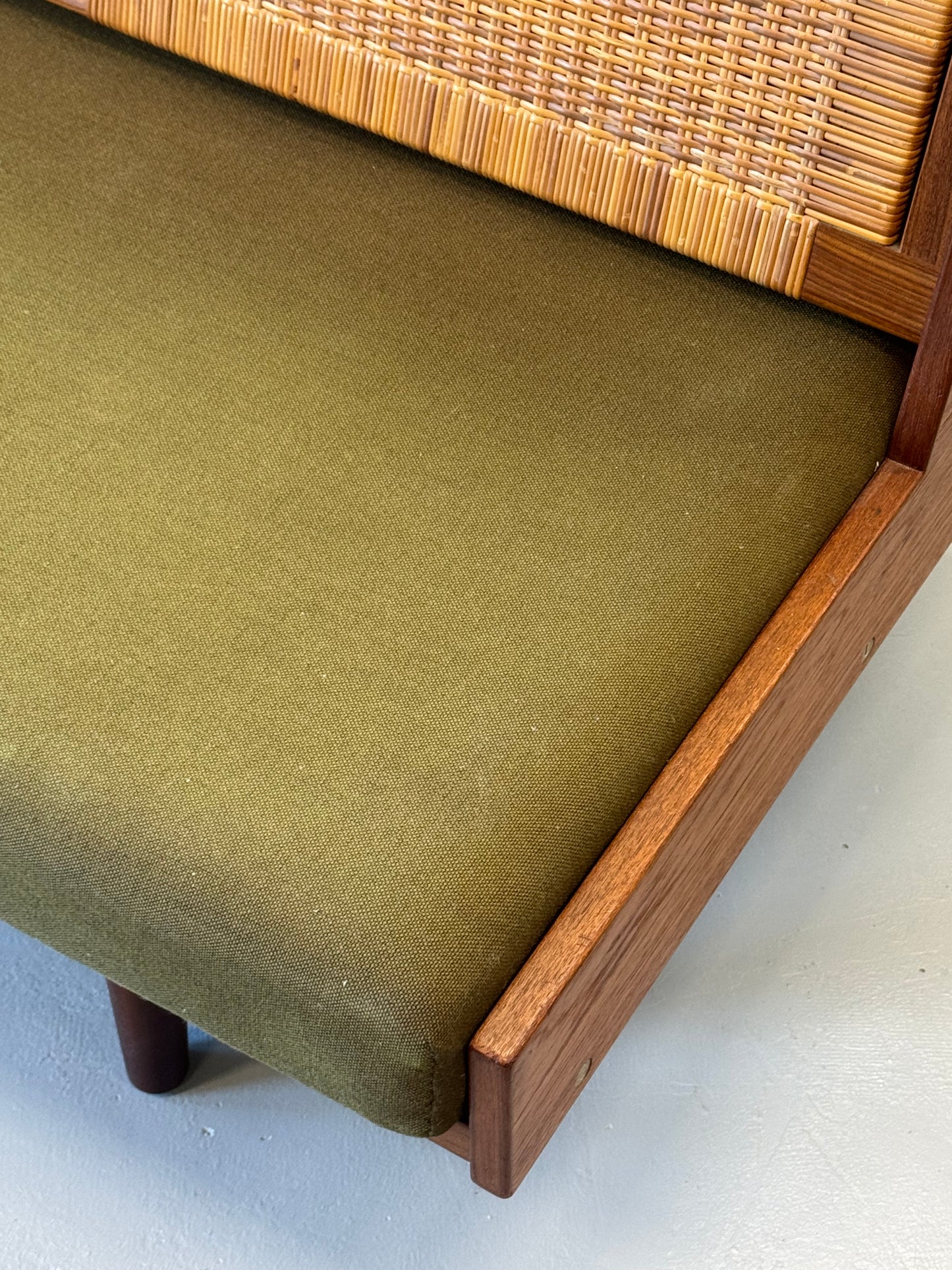 1950s Hans J. Wegner GE7 Daybed for Getama in Teak & Cane