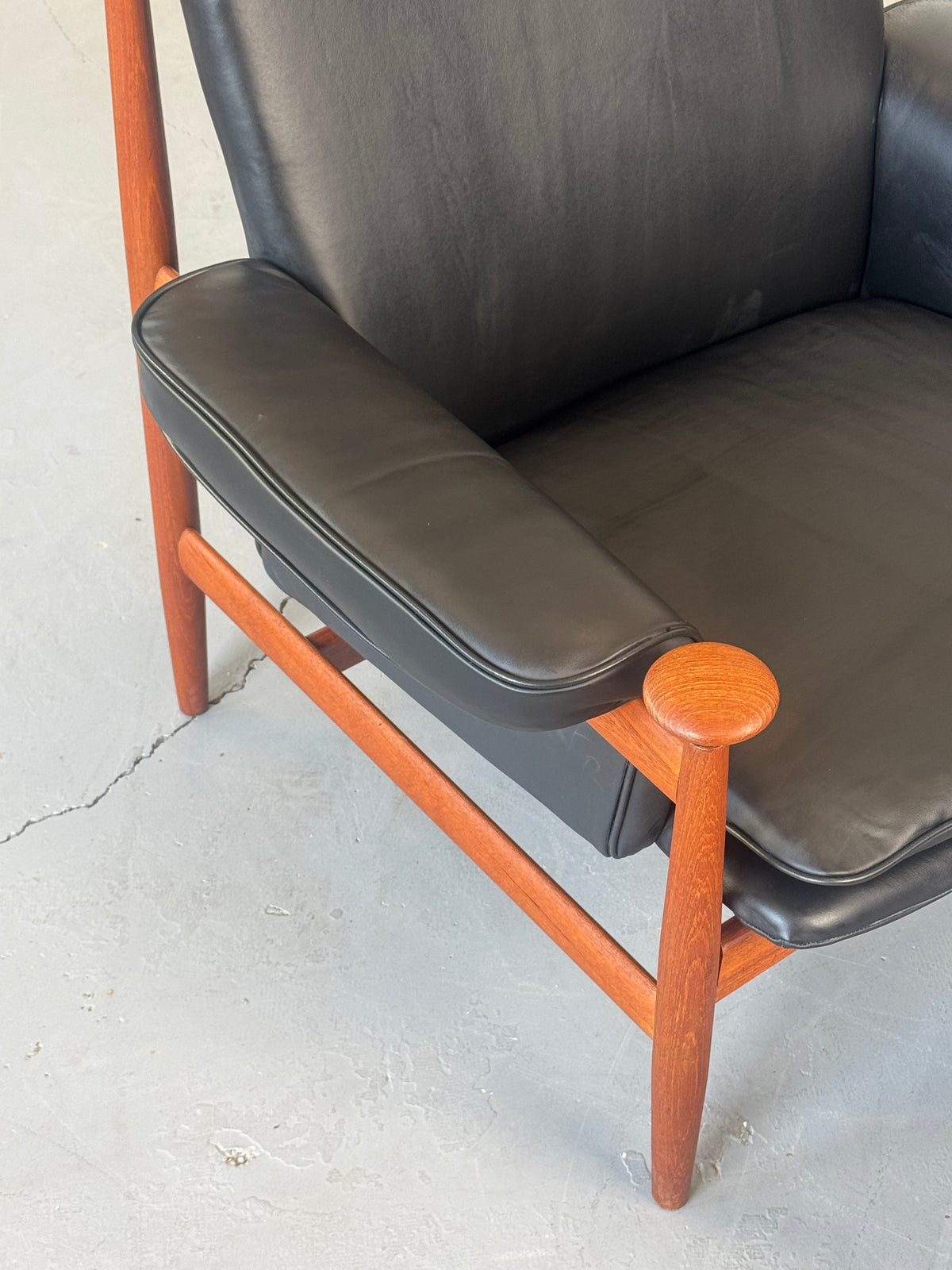 1960s Finn Juhl Bwana Model 152 Lounge Chair for France & Søn in Black Elmosoft Leather.