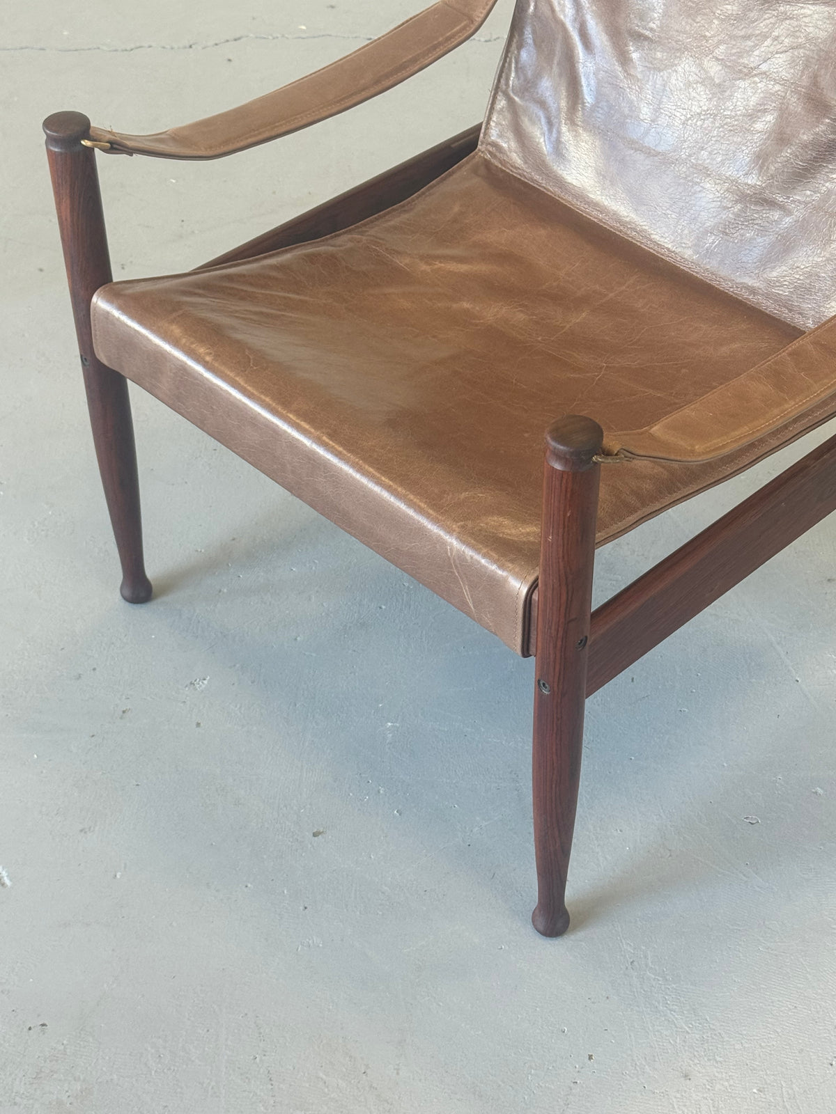 1960s Erik Wørts Safari Chair in Rosewood and Leather for Niels Eilersen, Denmark.