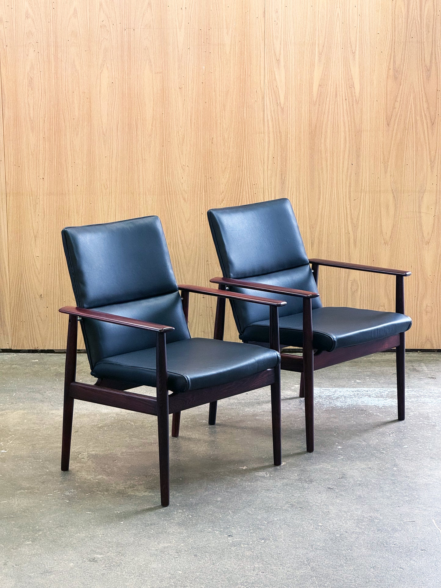 1960s pair of Occasional chairs by Arne Vodder for Sibast in Brazilian rosewood