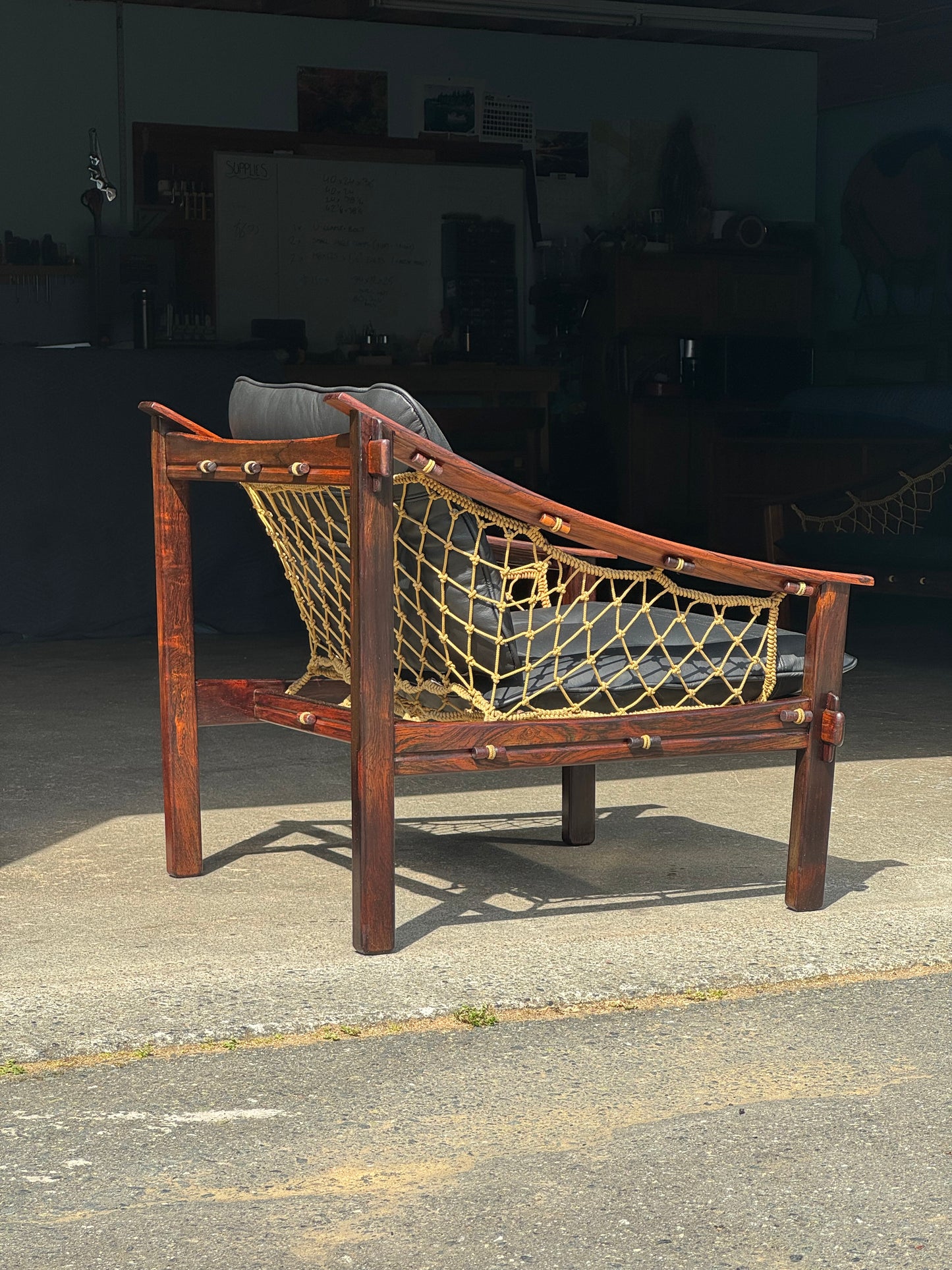 1960s Amazonas Lounge Chair by Jean Gillon for Wood Art in rosewood and black leather