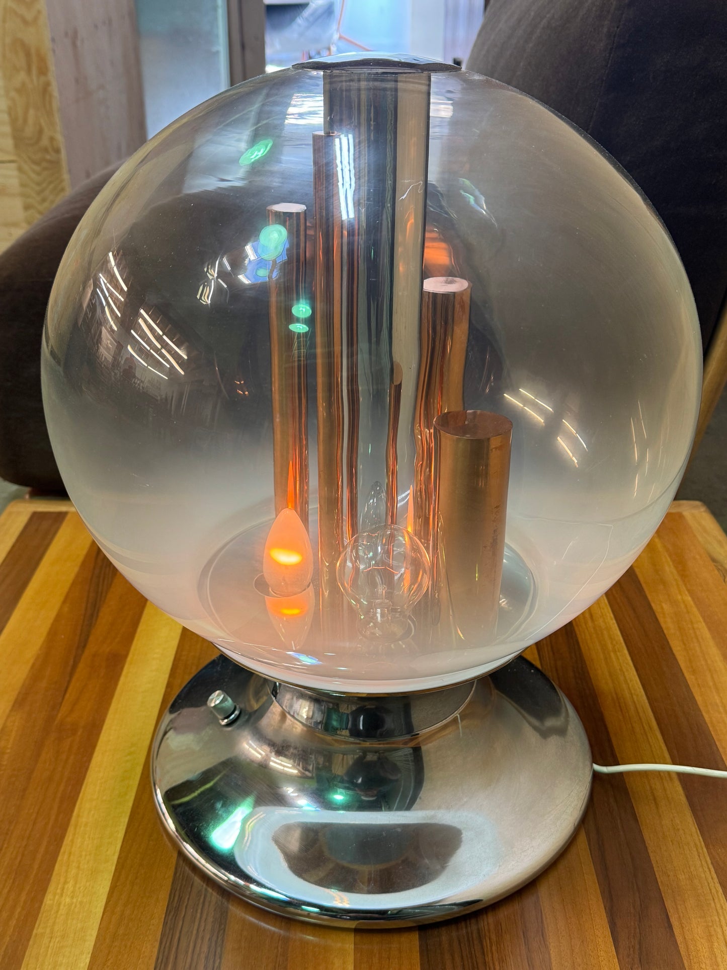 1970s Italian Table Lamp by Selenova in chrome and glass