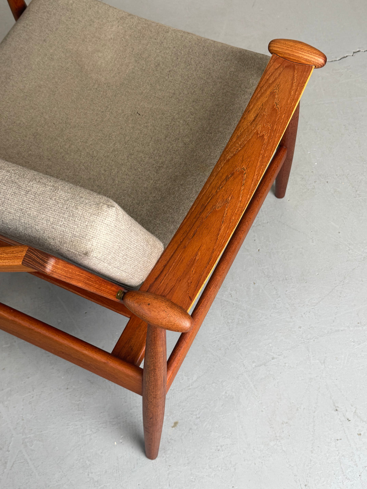 1950s Finn Juhl FD 133 “Spade Chair” for France & Daverkosen in Teak.