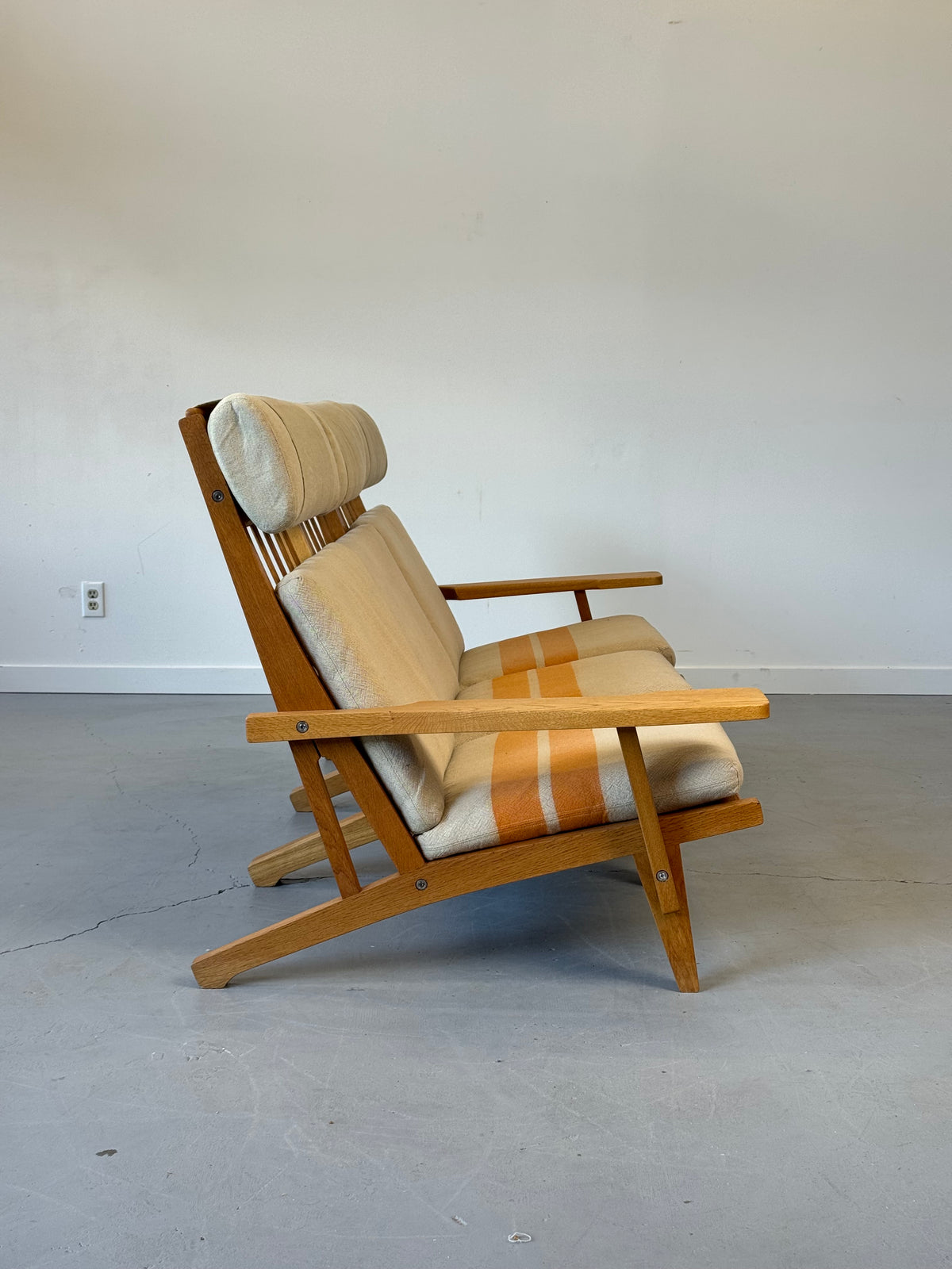 1960s GE-375 Modular Seating System by Hans J. Wegner for Getama in oak.