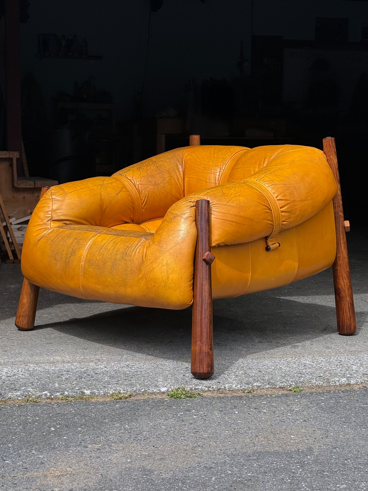 1970s MP-81 Lounge Chair by Percival Lafer in original mustard leather and Brazilian jatobá