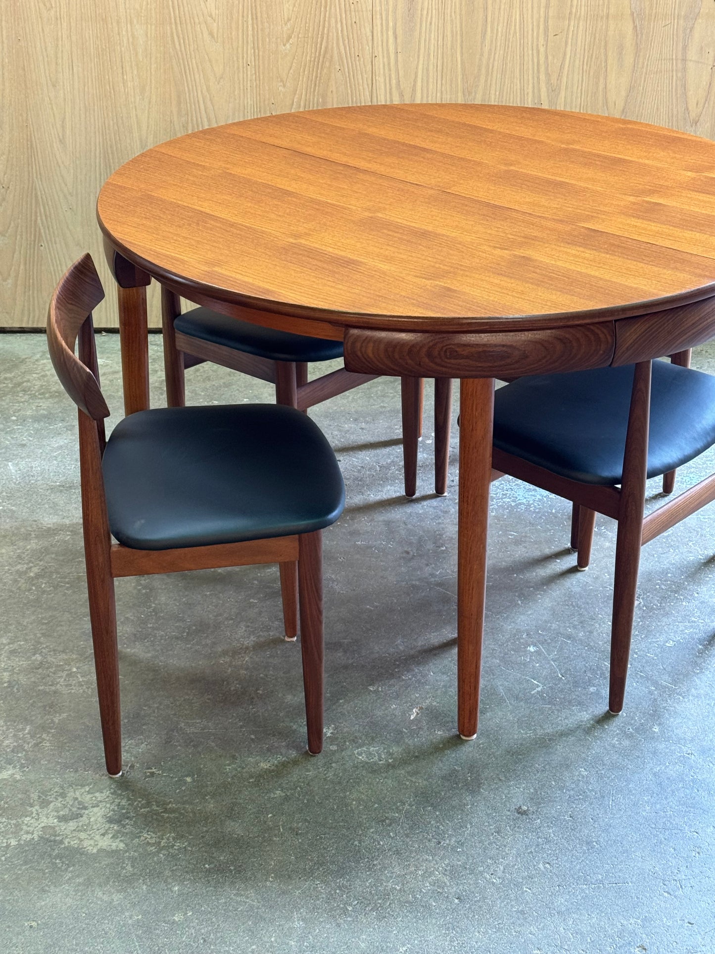 1950s Roundette Dining Set by Hans Olsen for Frem Røjle Møbelfabrik in teak