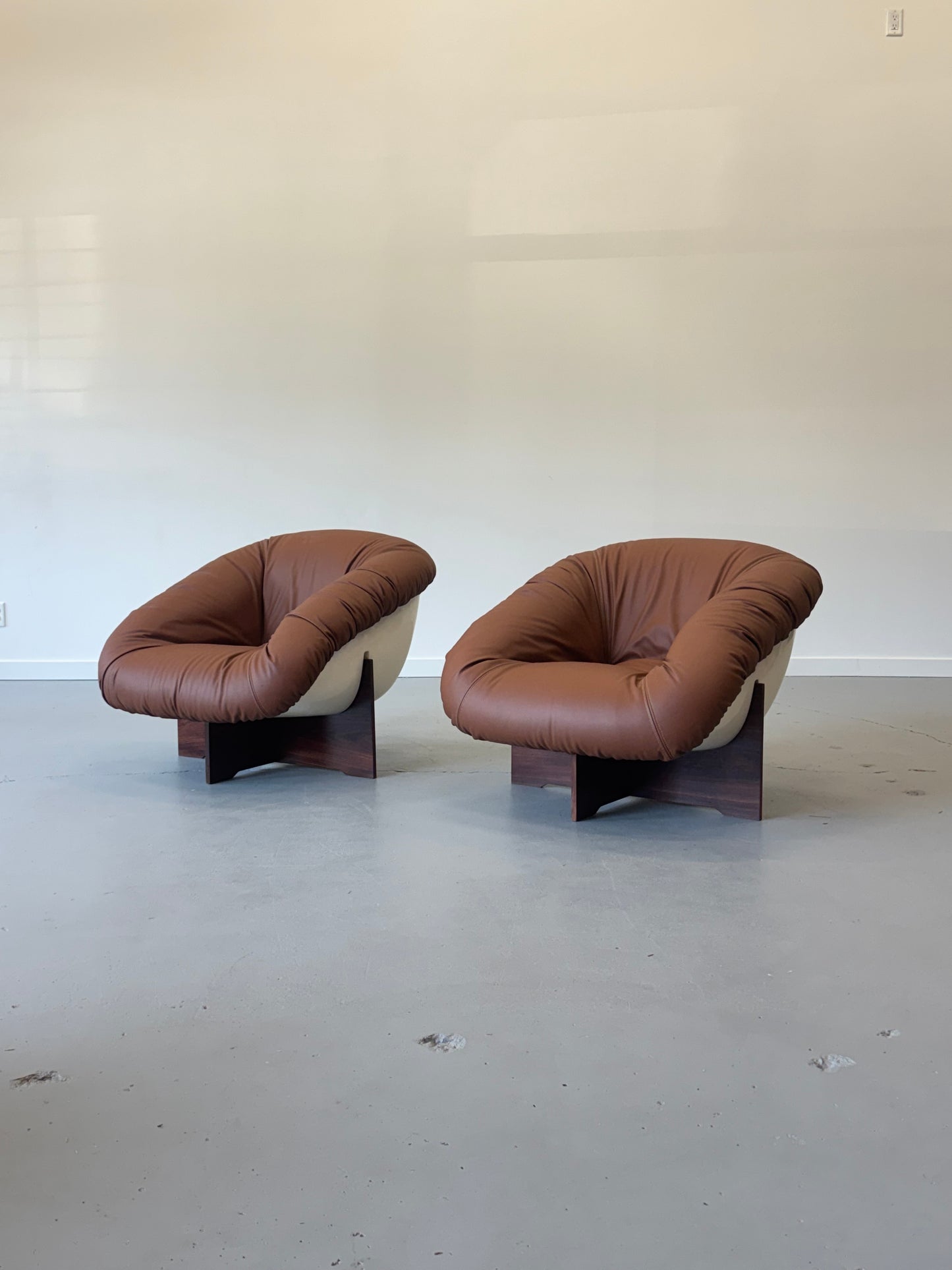 1970s Percival Lafer MP-61 Lounge Chair in Brown Leather, Brazil.
