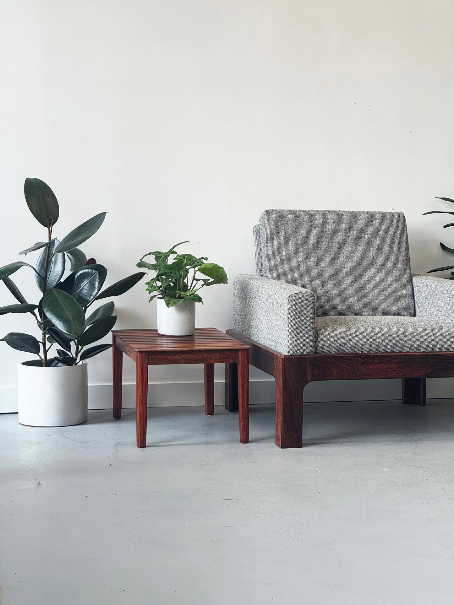 1960s Slatted Rosewood Bench / Side Table by Albert Larsson for Alberts Tibro, Sweden.
