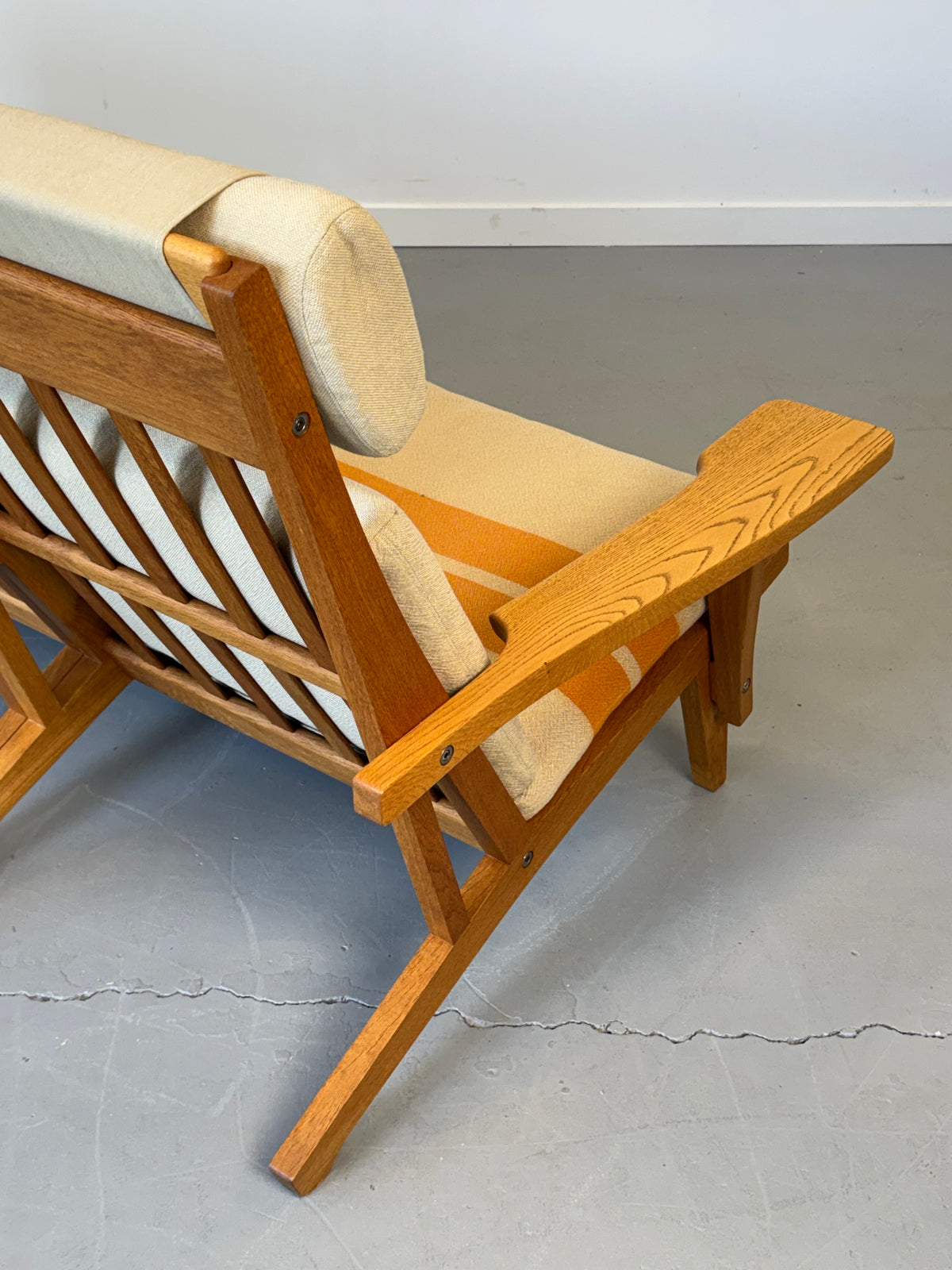 1960s GE-375 Modular Seating System by Hans J. Wegner for Getama in oak.