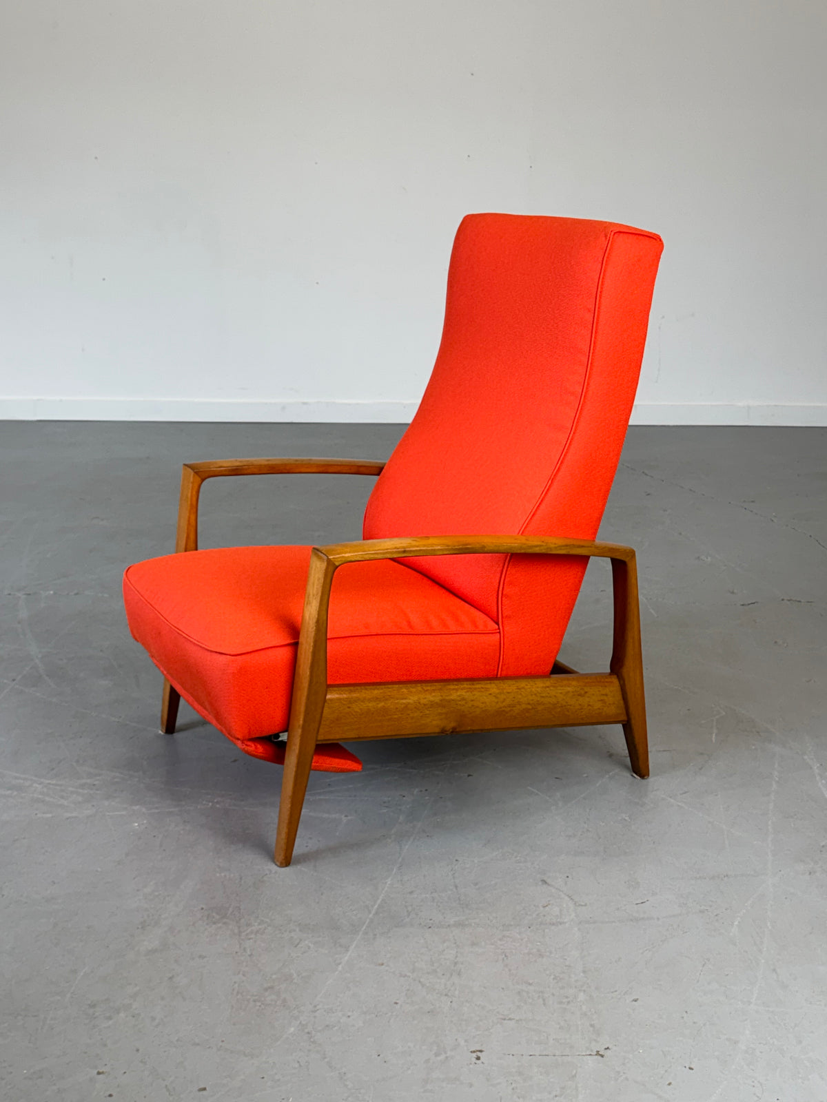 1950s Mid-Century Reclining Lounge Chair with Fold-Out Footrest