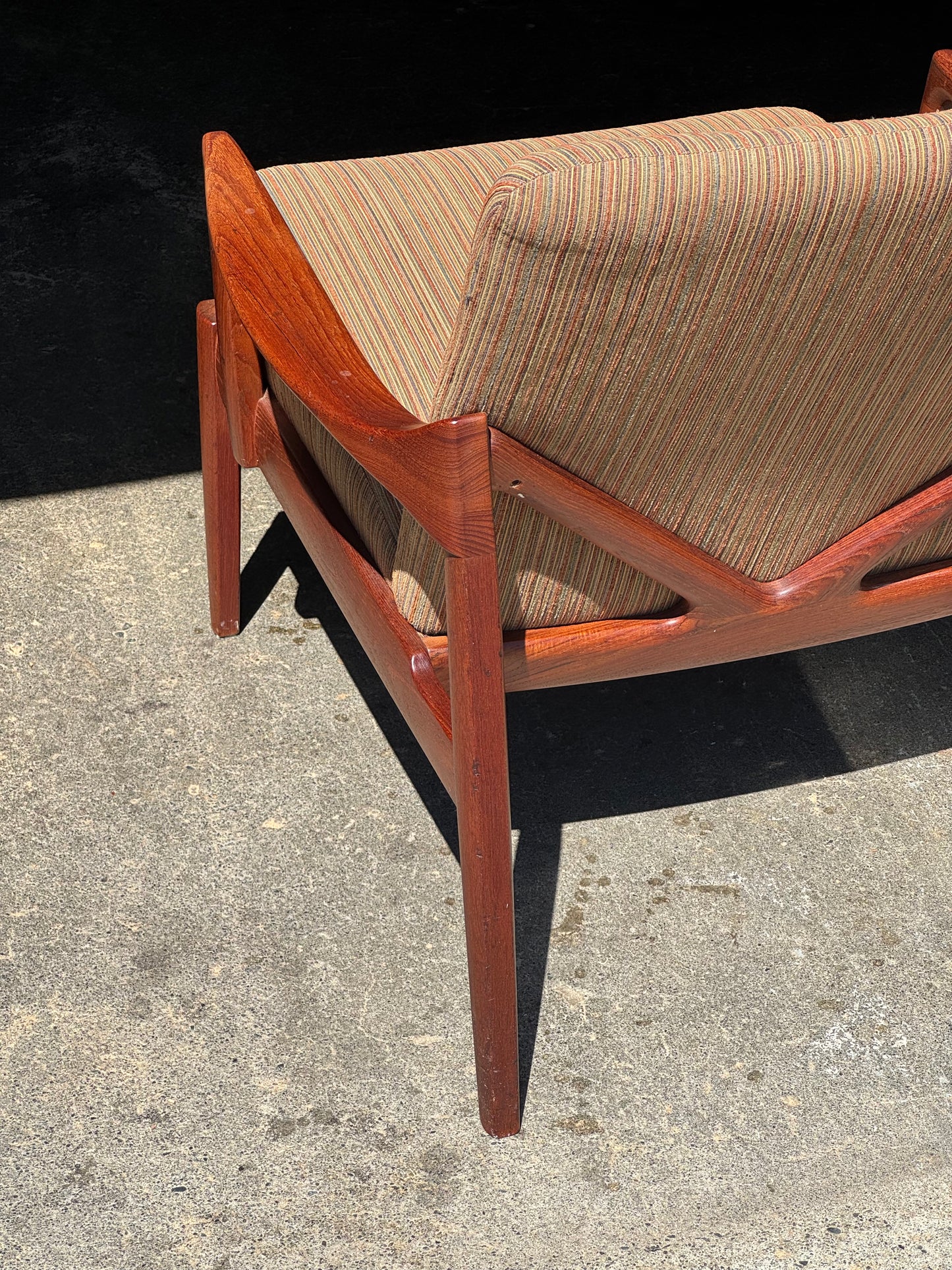 1950s FD125 Lounge Chair by Tove & Edvard Kindt-Larsen for France & Son in teak