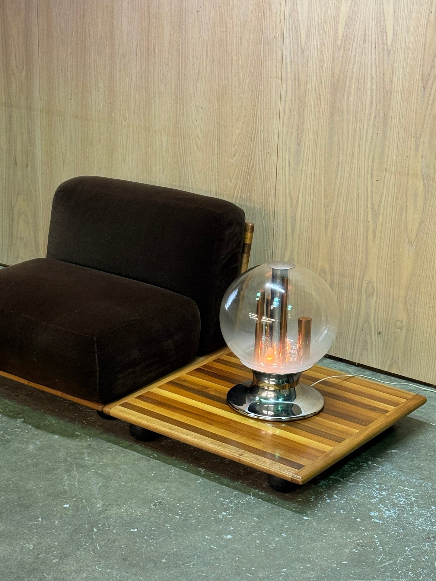 1970s Italian Table Lamp by Selenova in chrome and glass