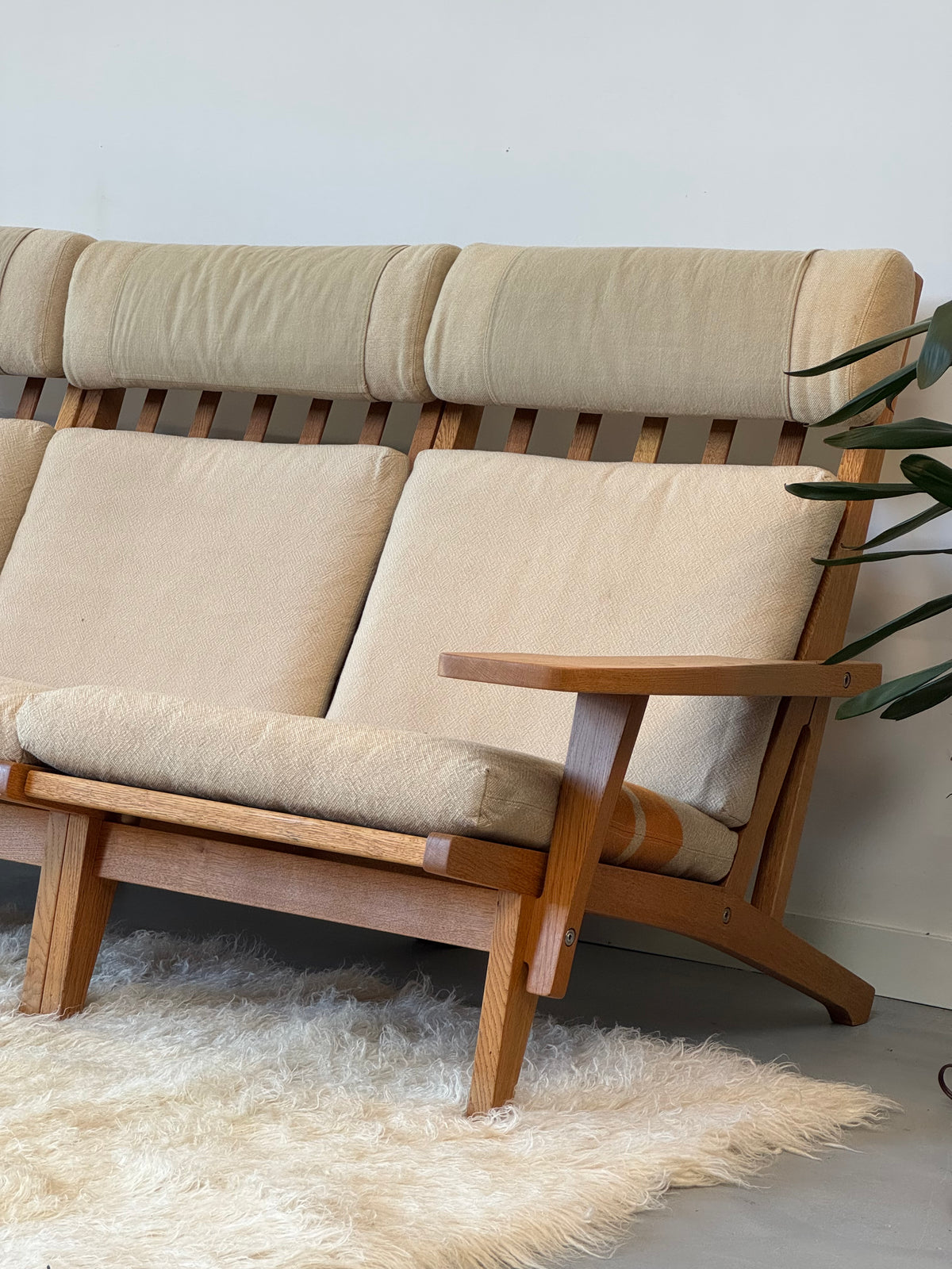1960s GE-375 Modular Seating System by Hans J. Wegner for Getama in oak.