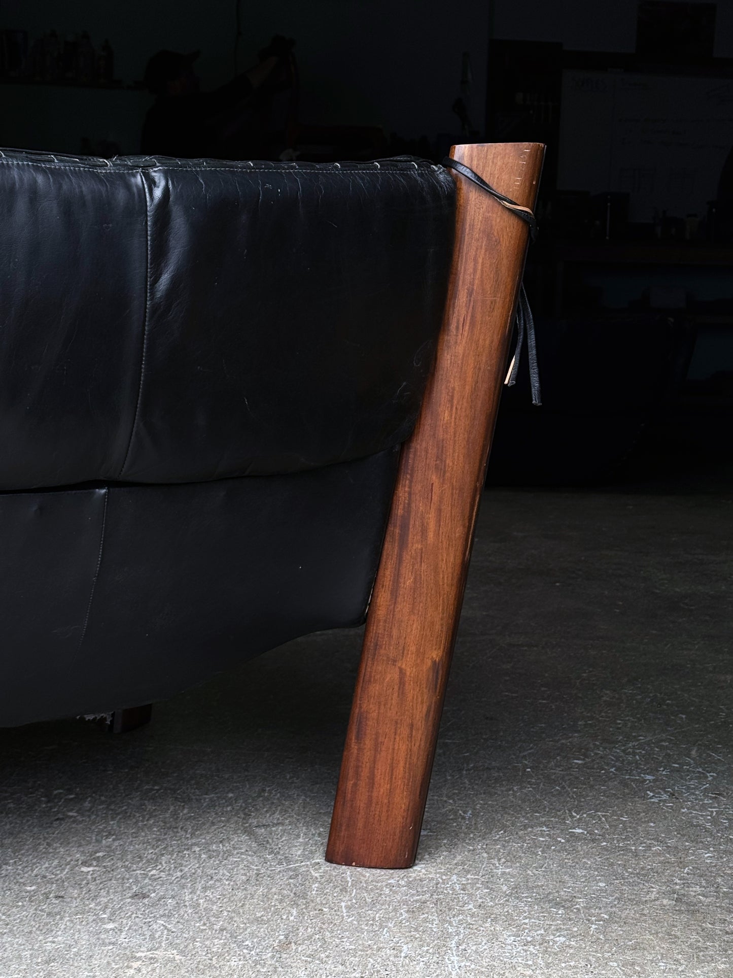 1970s MP-211 Two-Seater Sofa by Percival Lafer in original black leather and rosewood