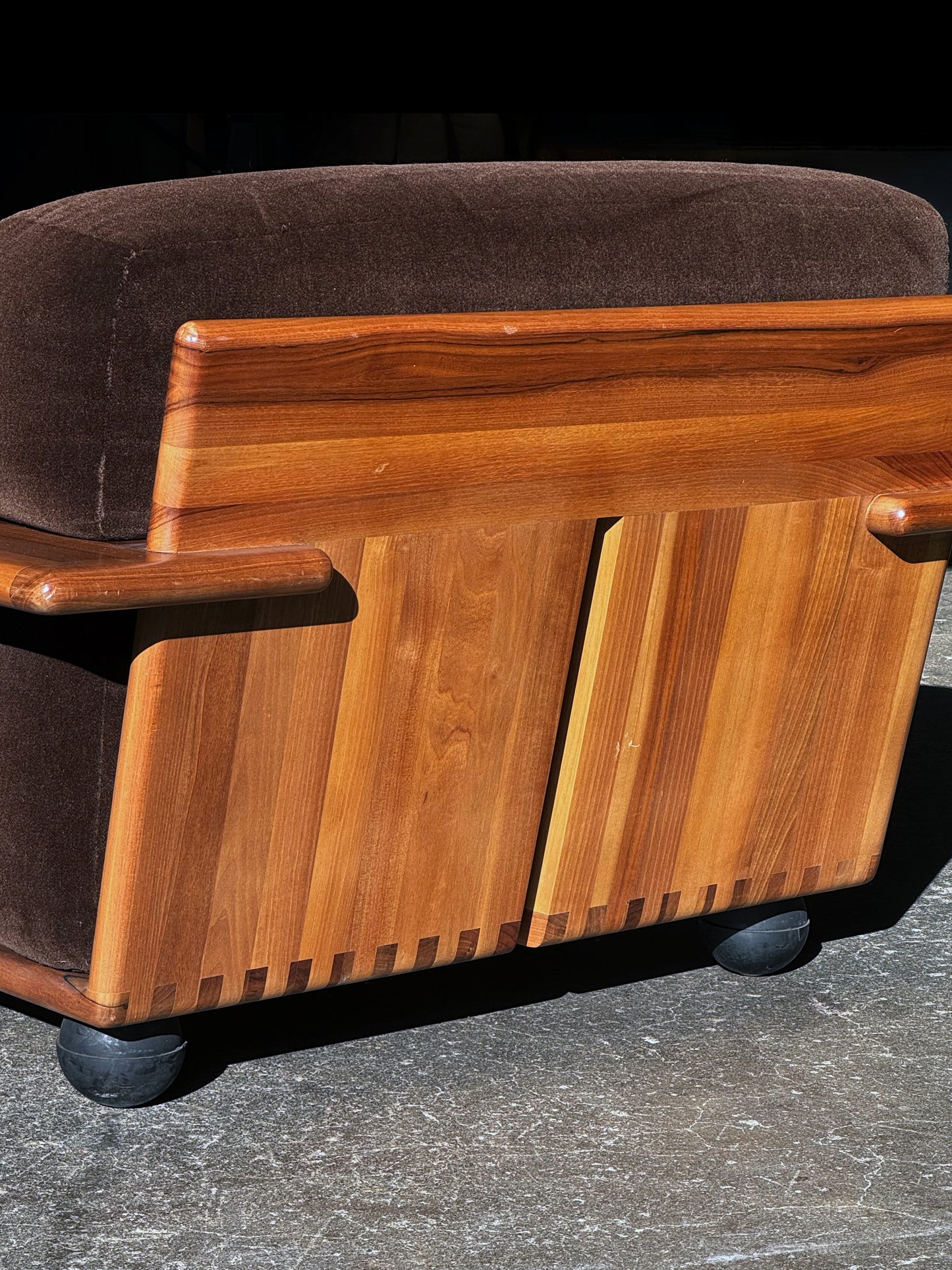 1970s Pianura Lounge Chair by Mario Bellini for Cassina in Italian walnut