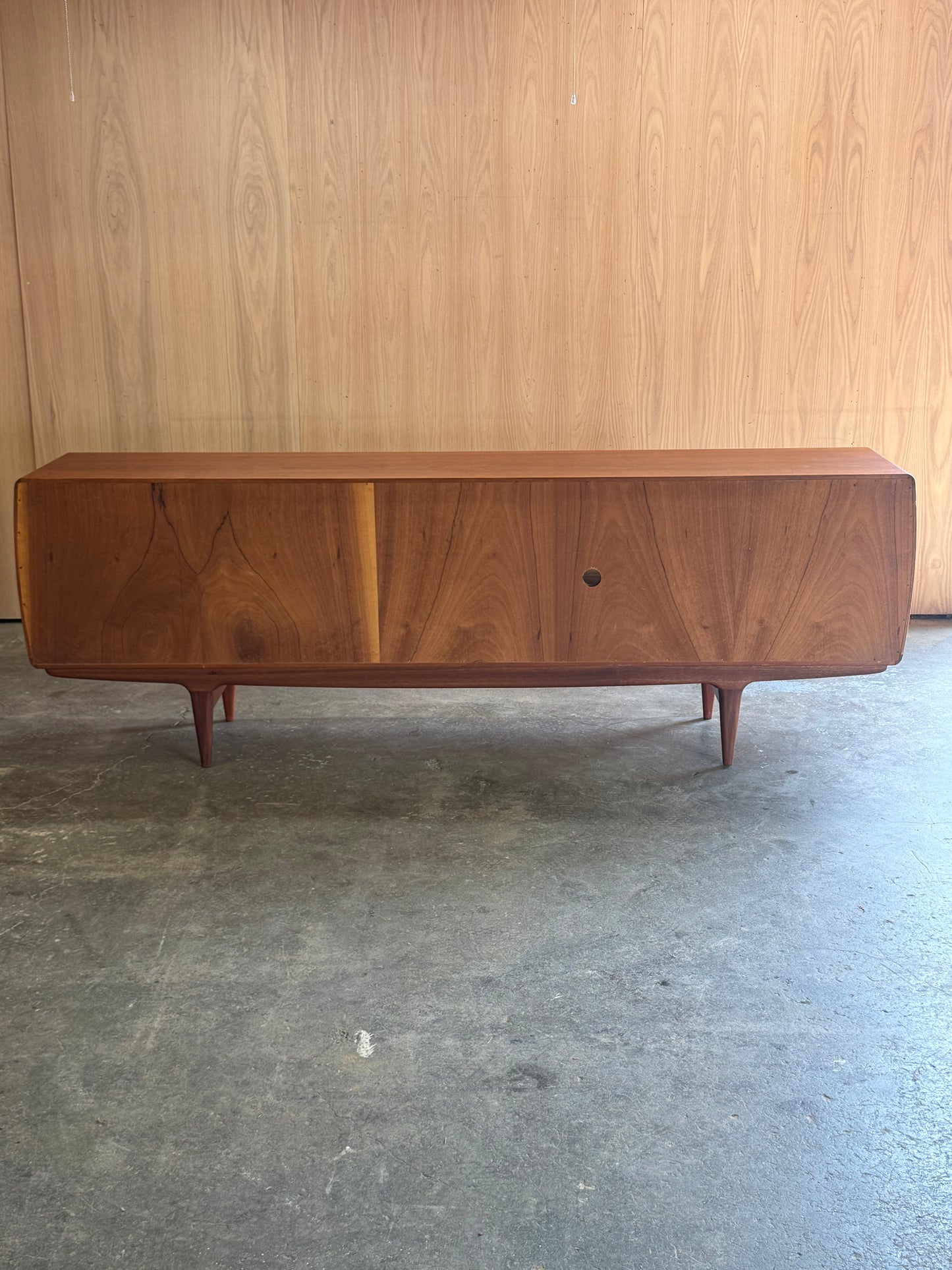 1960s Model 19 Credenza by Johannes Andersen for Uldum Møbelfabrik in teak