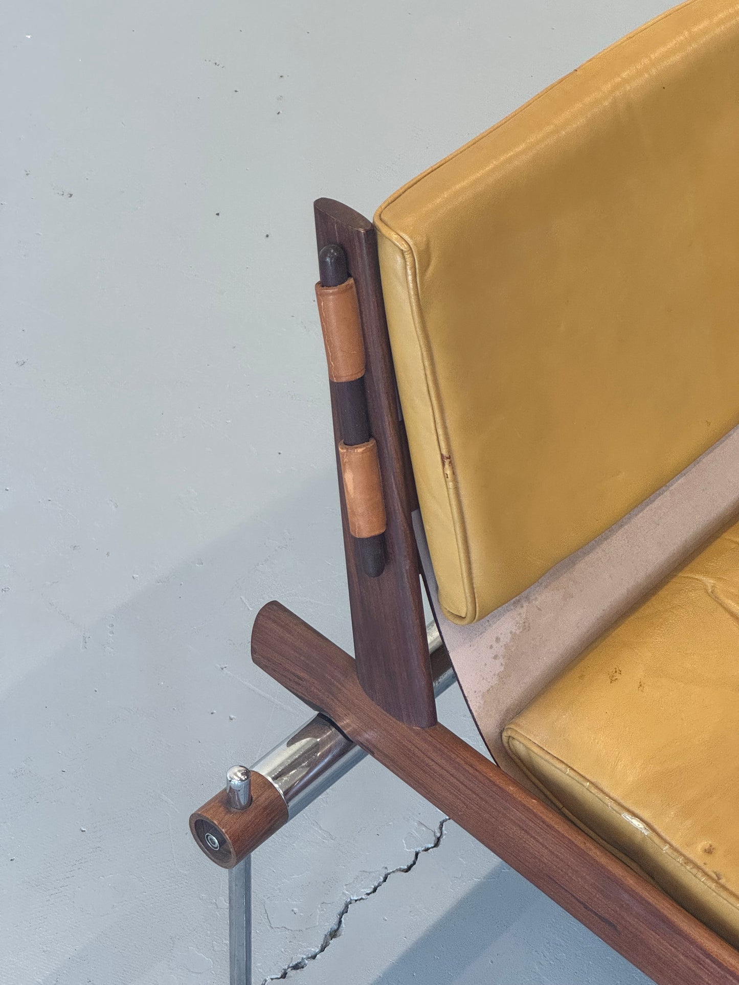 1960s MP-123 Modular Bench by Percival Lafer for Lafer in rosewood and original leather