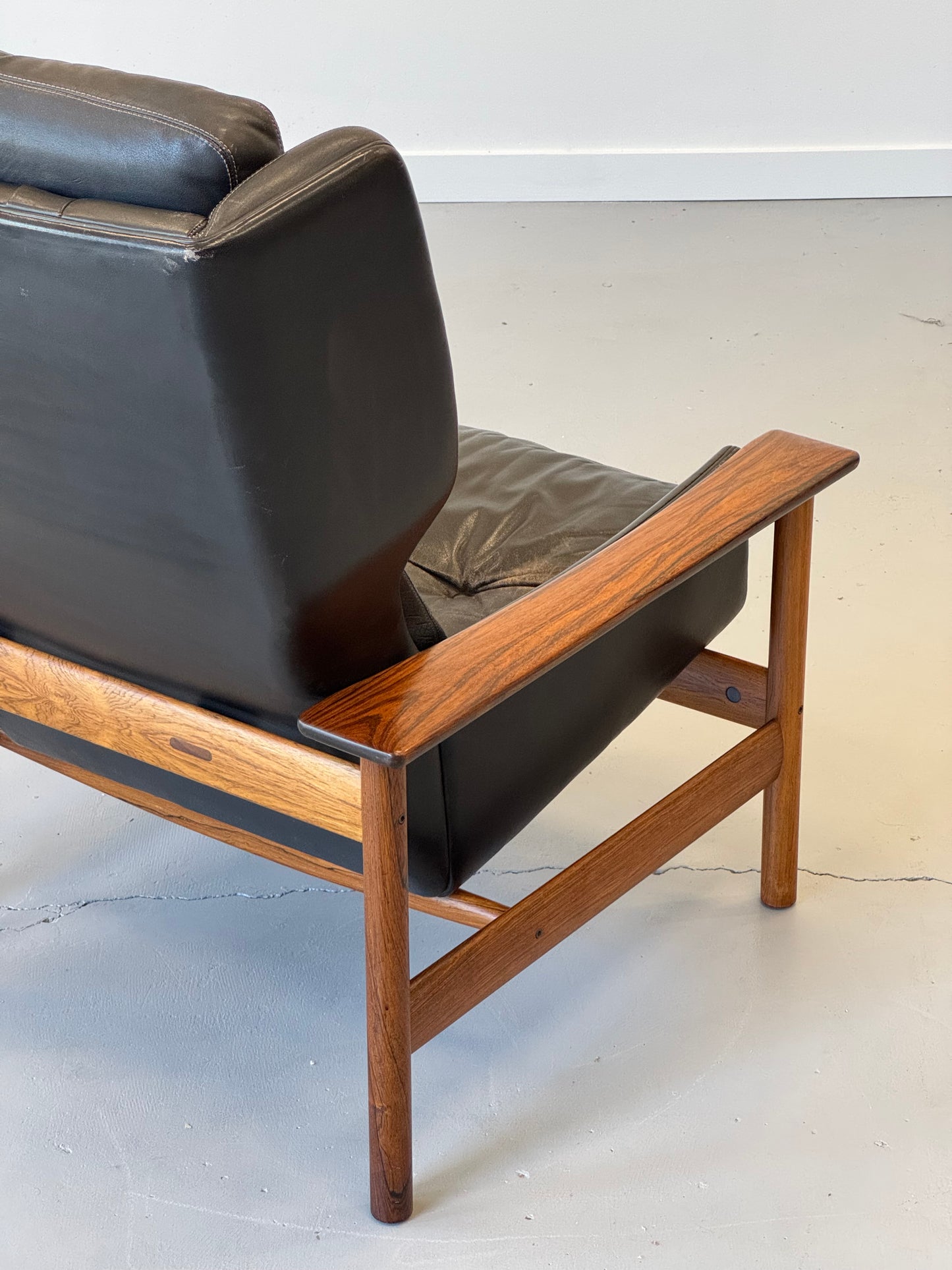 1960s Model 7001H Lounge Chair by Sven Ivar Dysthe for Dokka Møbler