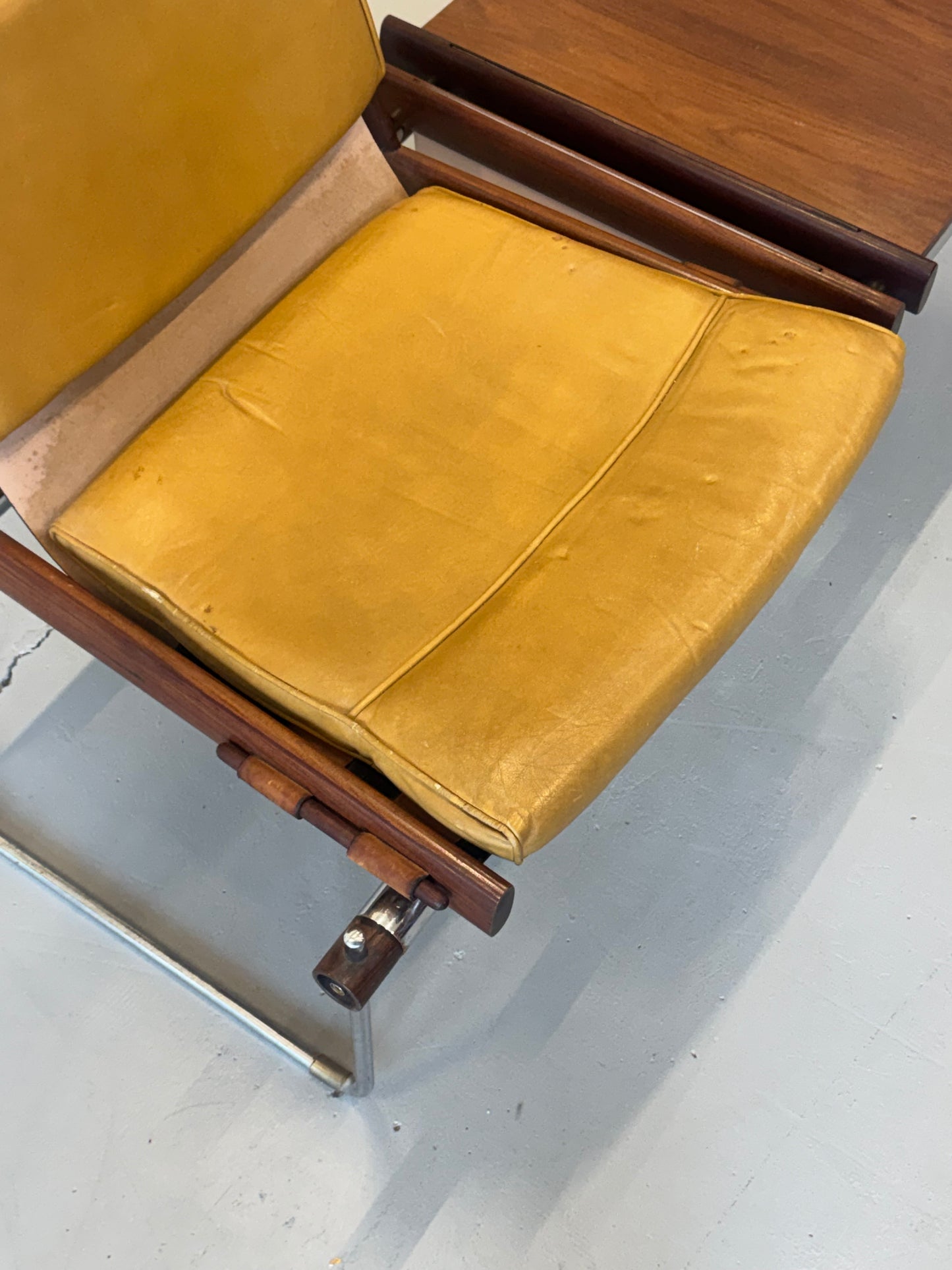 1960s MP-123 Modular Bench by Percival Lafer for Lafer in rosewood and original leather