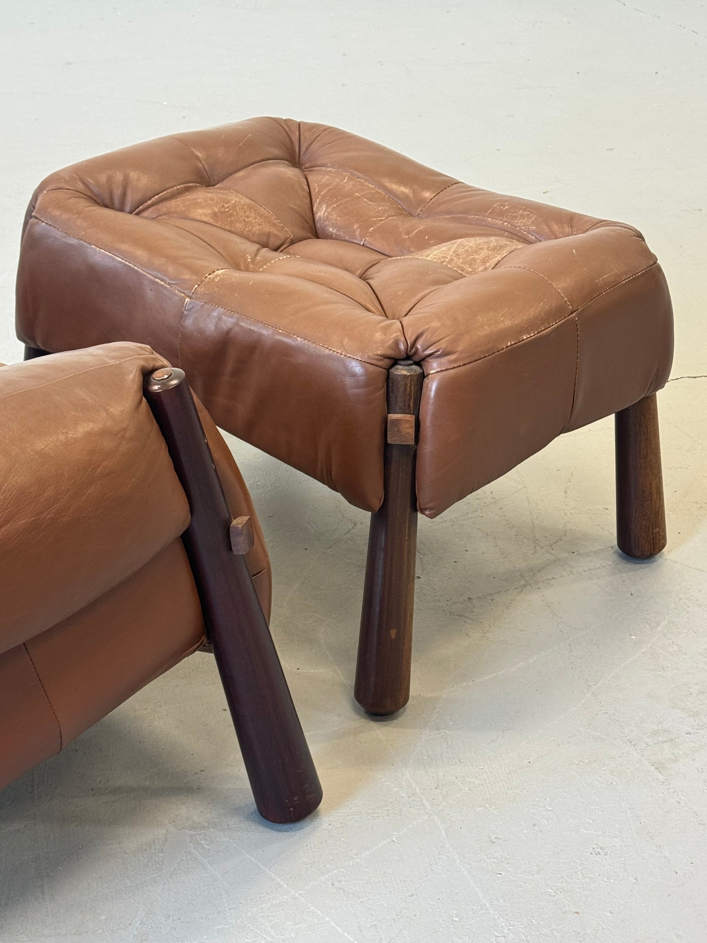 1970s Percival Lafer MP-81 Lounge Chair and Ottoman in Original Brown Leather and Brazilian Jatobá