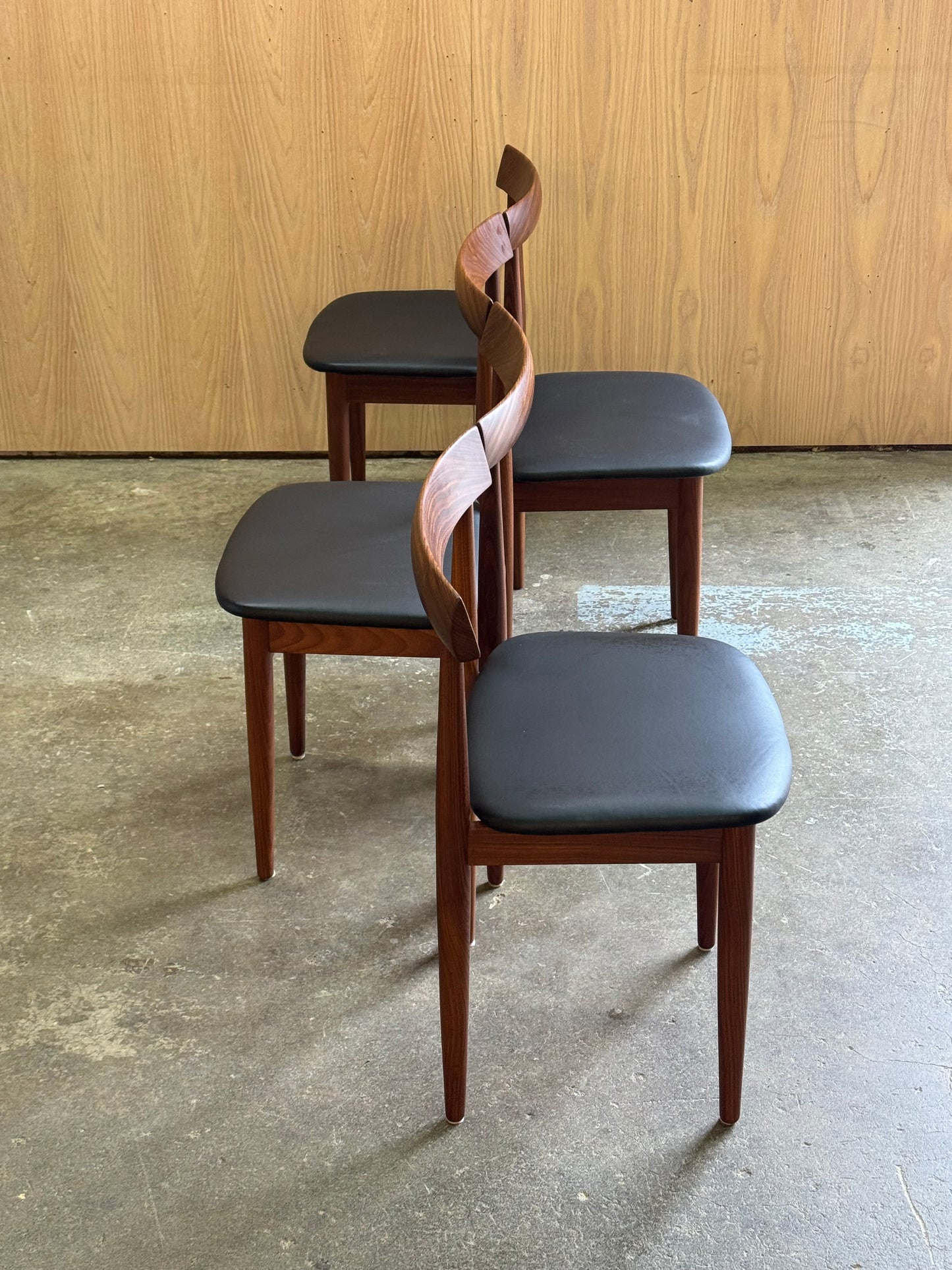 1950s Roundette Dining Set by Hans Olsen for Frem Røjle Møbelfabrik in teak