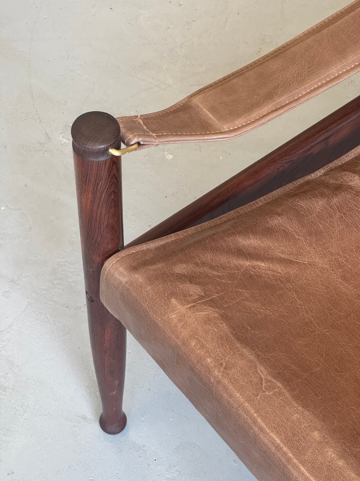 1960s Erik Wørts Safari Chair in Rosewood and Leather for Niels Eilersen, Denmark.