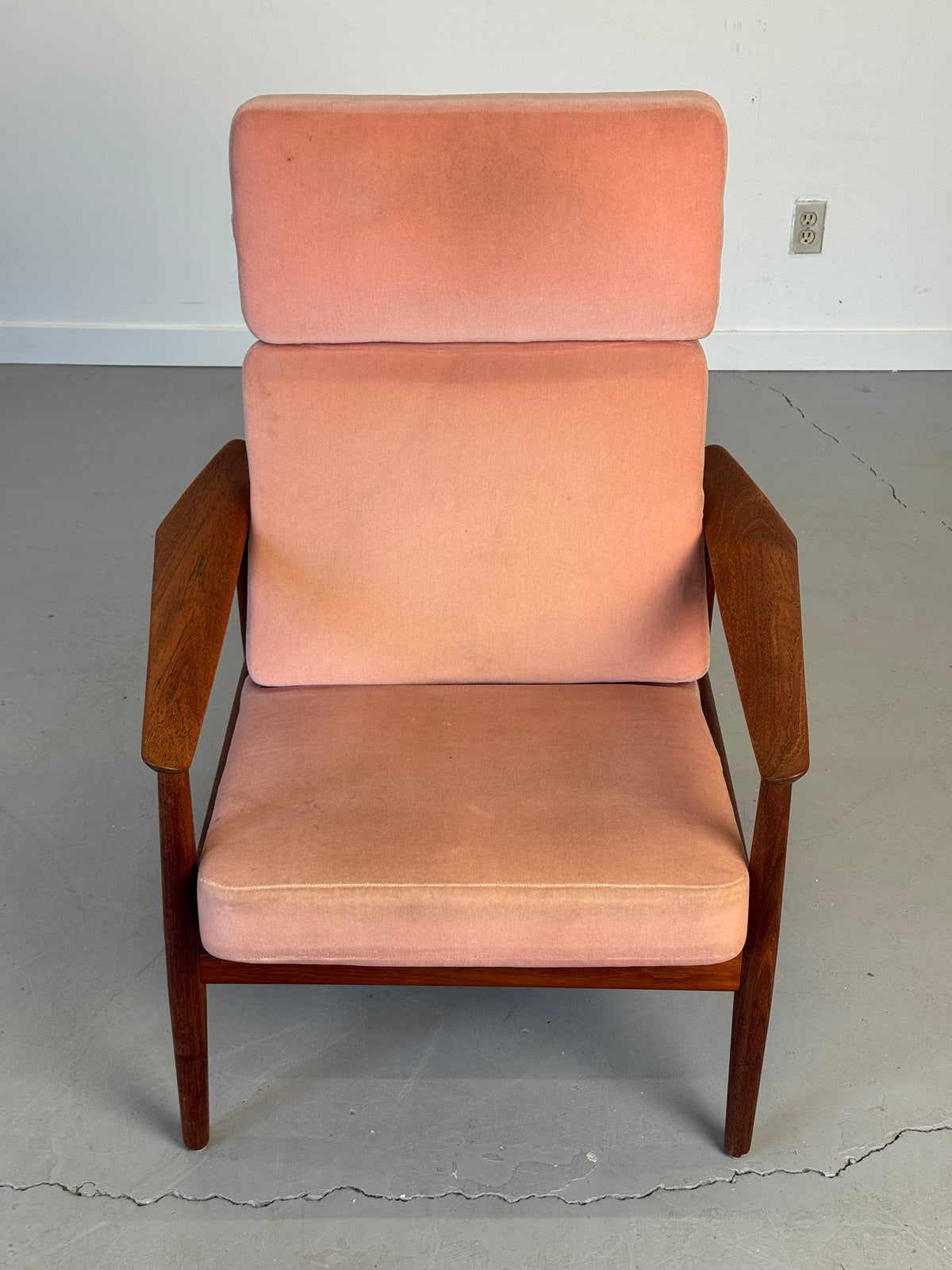 1960s Arne Vodder Model FD 164 Reclining Lounge Chair and Ottoman for France & Søn, Denmark.