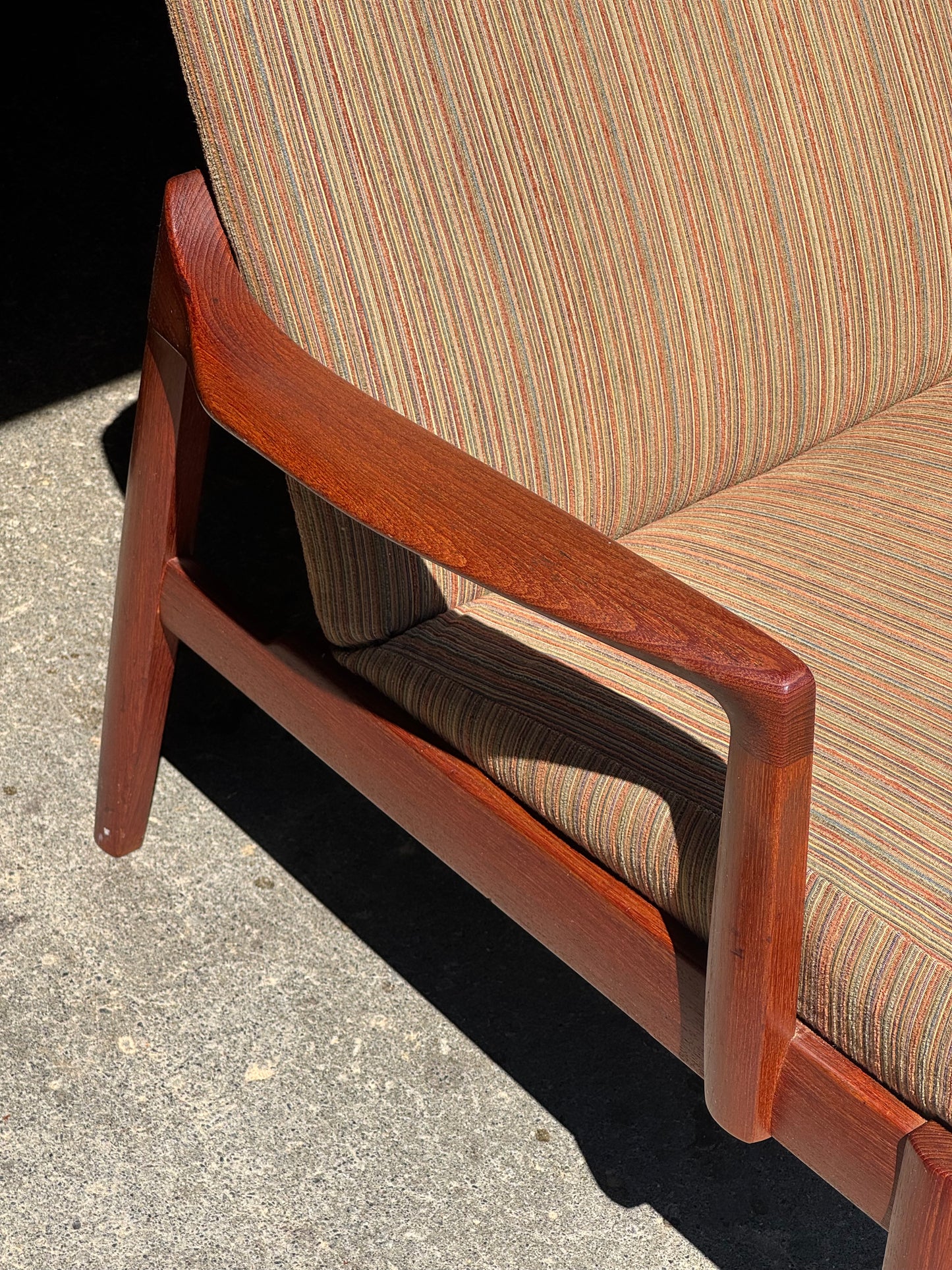 1950s FD125 Lounge Chair by Tove & Edvard Kindt-Larsen for France & Son in teak