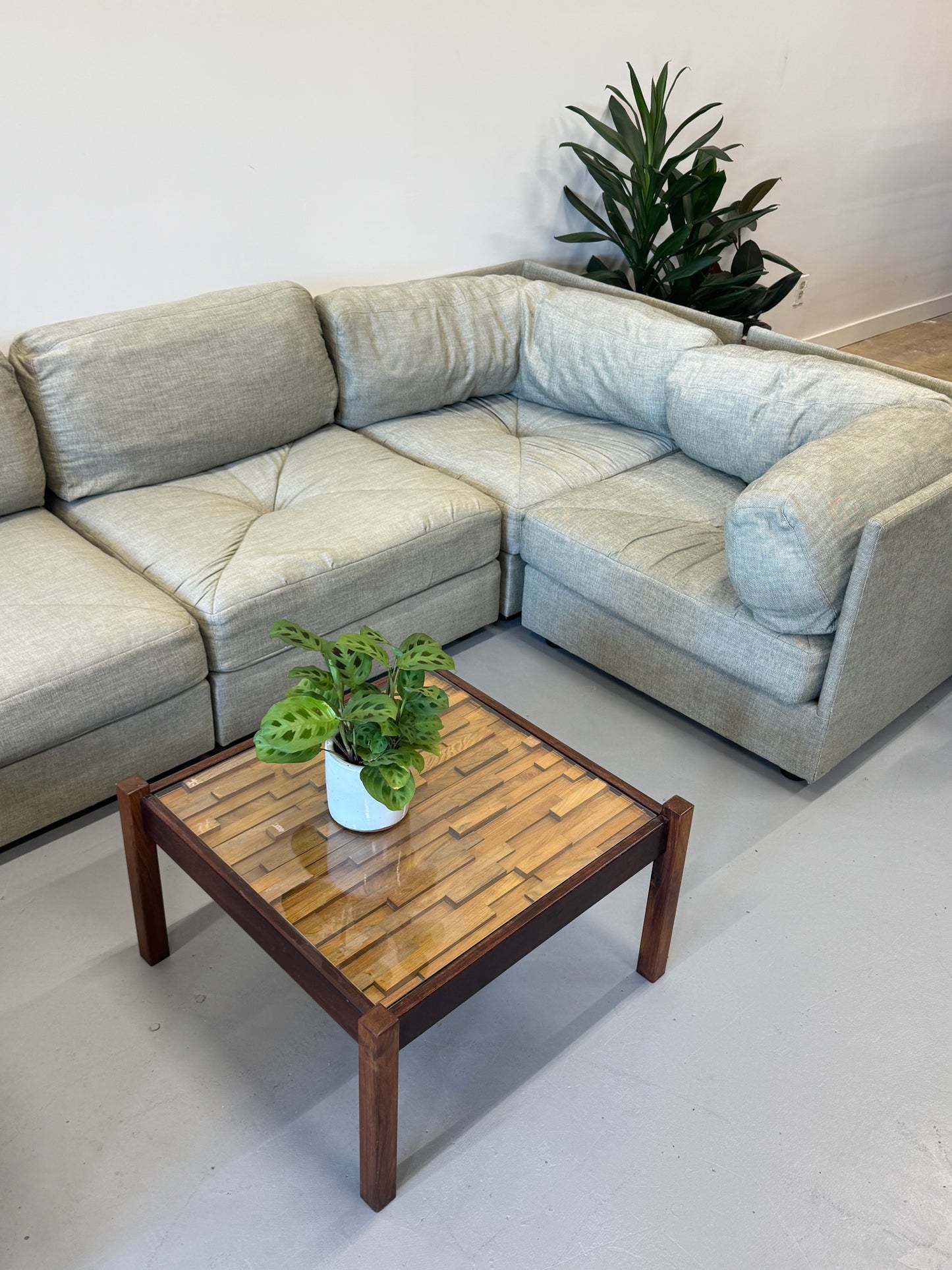 1970s Selig by Simmons Six-Piece Grey Modular Sectional Sofa.