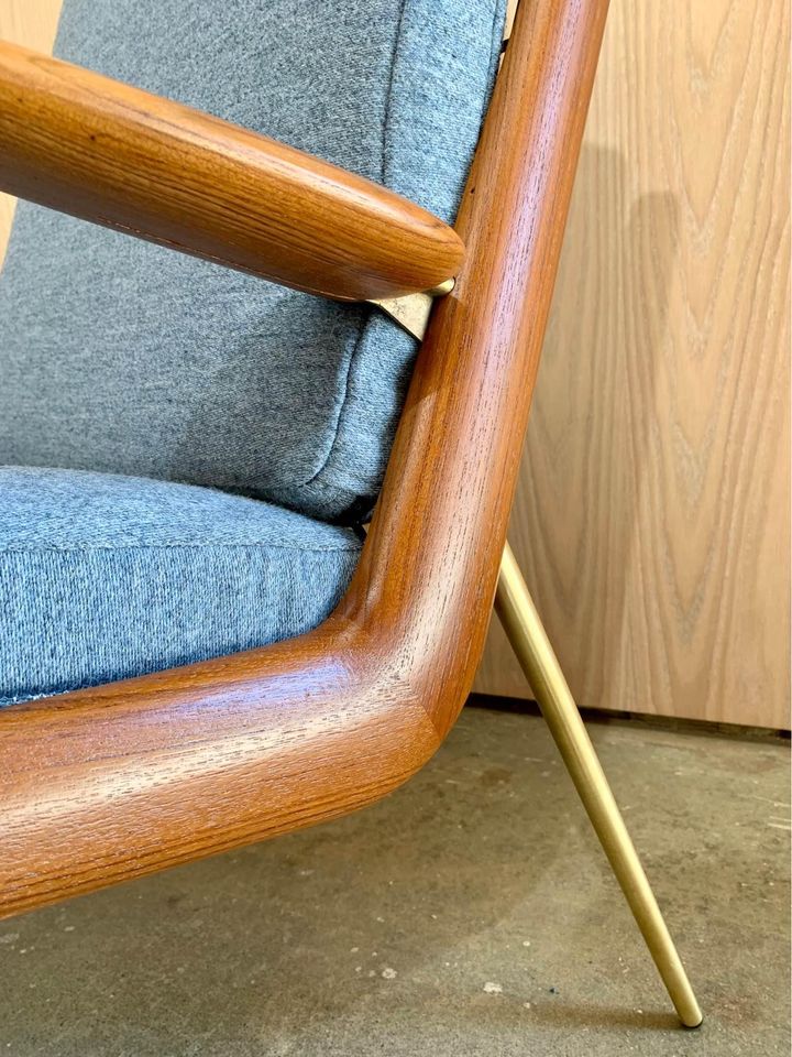 1950s Danish Teak “Boomerang” FD135 Pounge Chair by Peter Hvidt