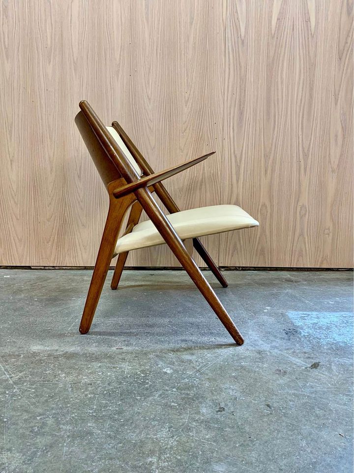 Pray for Modern | Good Vintage Furniture | Victoria, BC