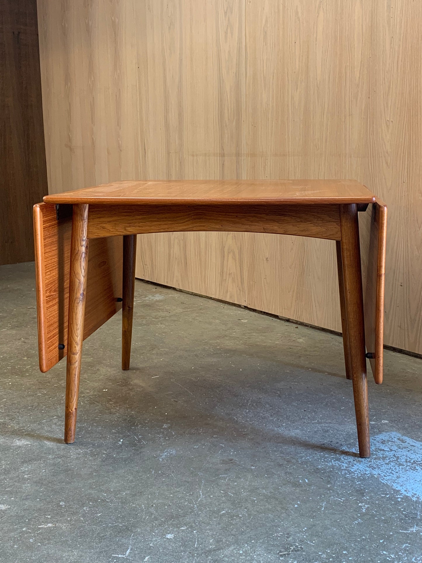 1950s Teak and Oak AT-313 Dining Table by Hans Wegner for Andreas Tuck