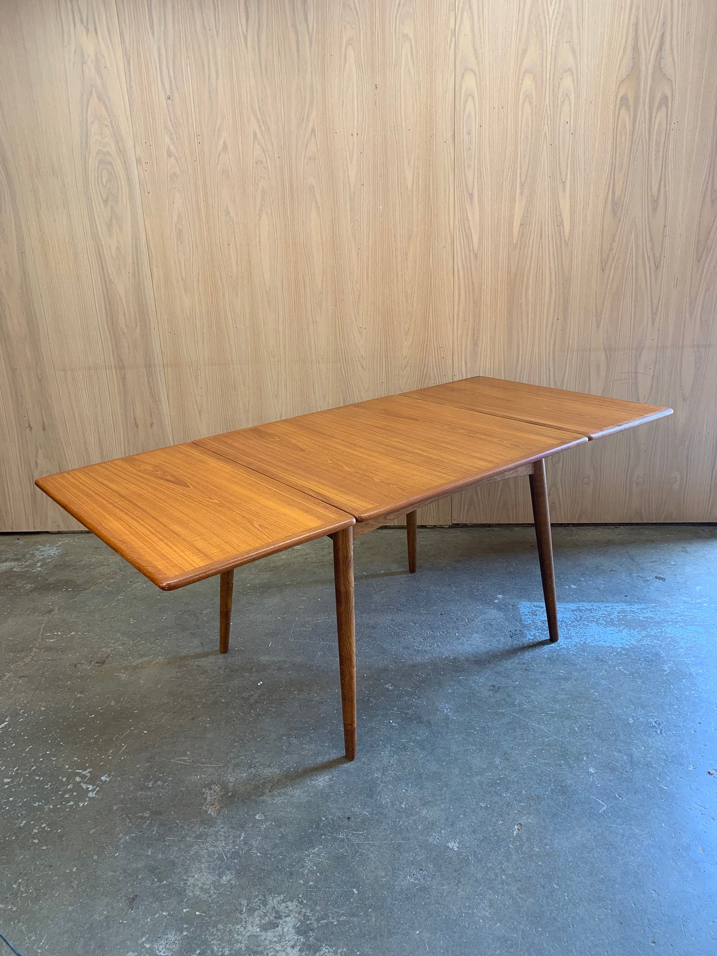 1950s Teak and Oak AT-313 Dining Table by Hans Wegner for Andreas Tuck